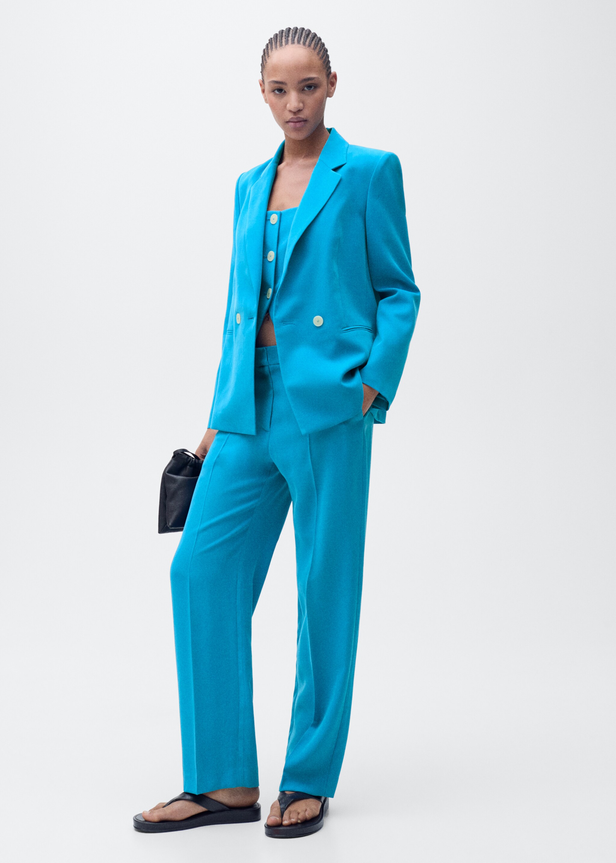Sacou drept de costum - Plan general