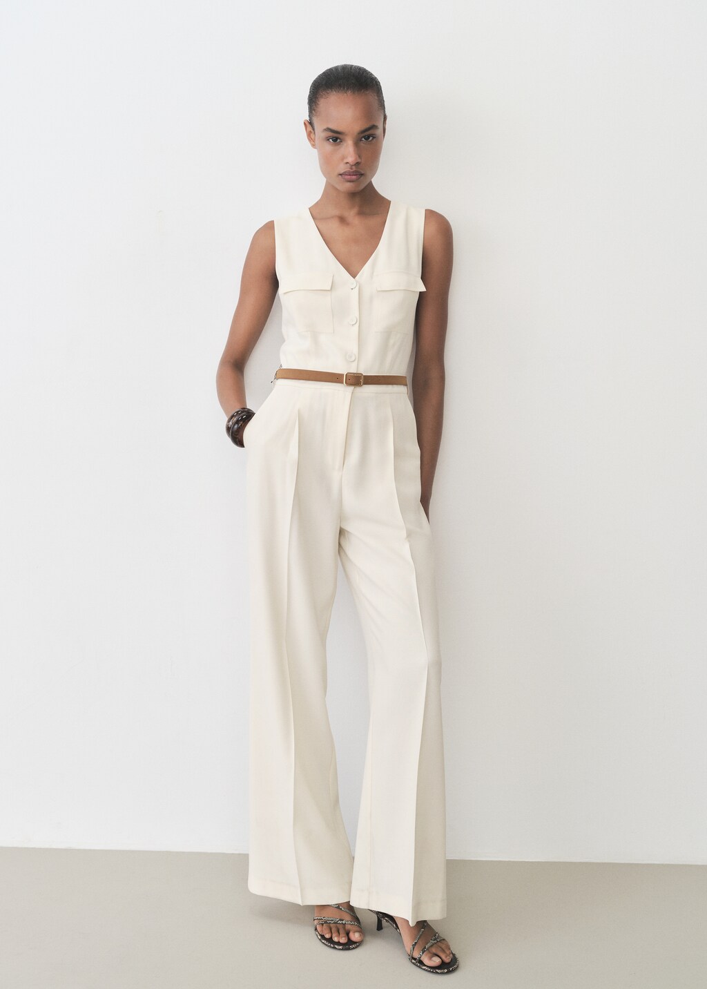 MANGO(マンゴ)☆Belt linen jumpsuit☆SNS大人気 MANGO(マンゴ)☆Belt linen jumpsuit☆SNS大人気 (MANGO