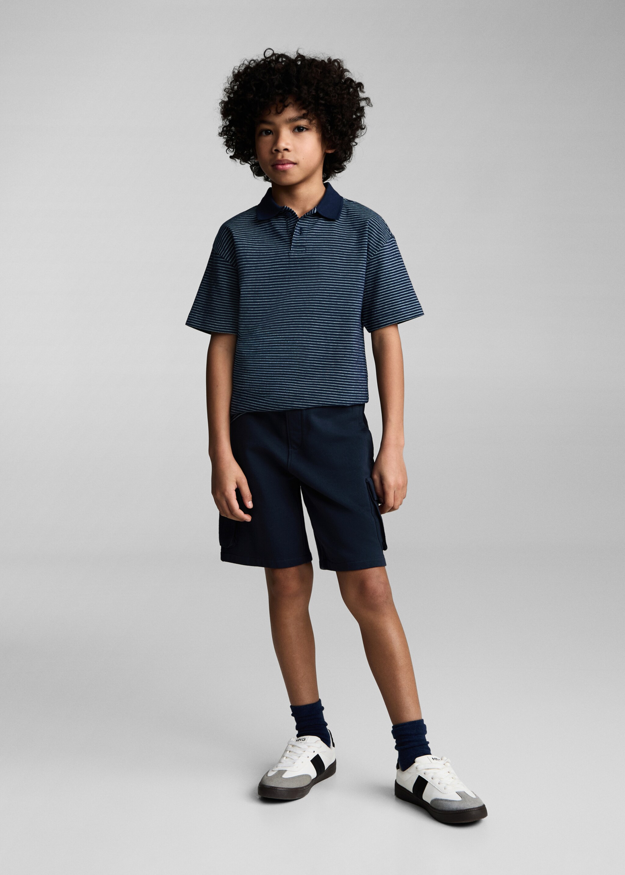 Bermudas cargo cordón - Plano general