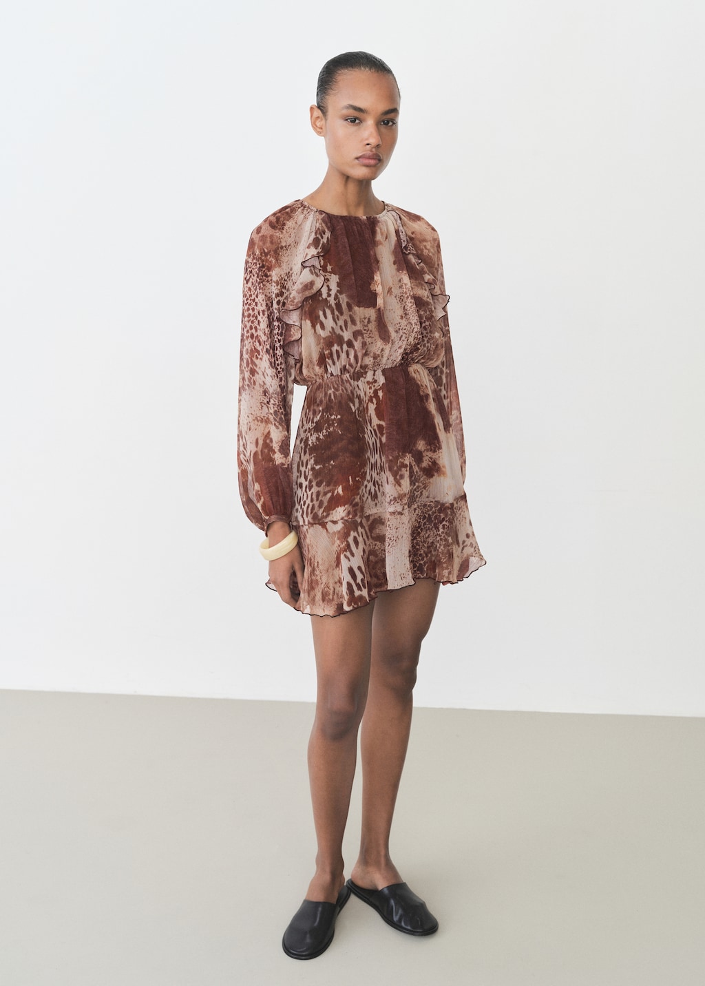 Vestido corto estampado volantes - image 2