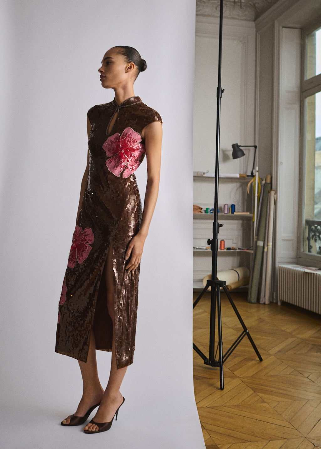 Dress with sequinned flower design