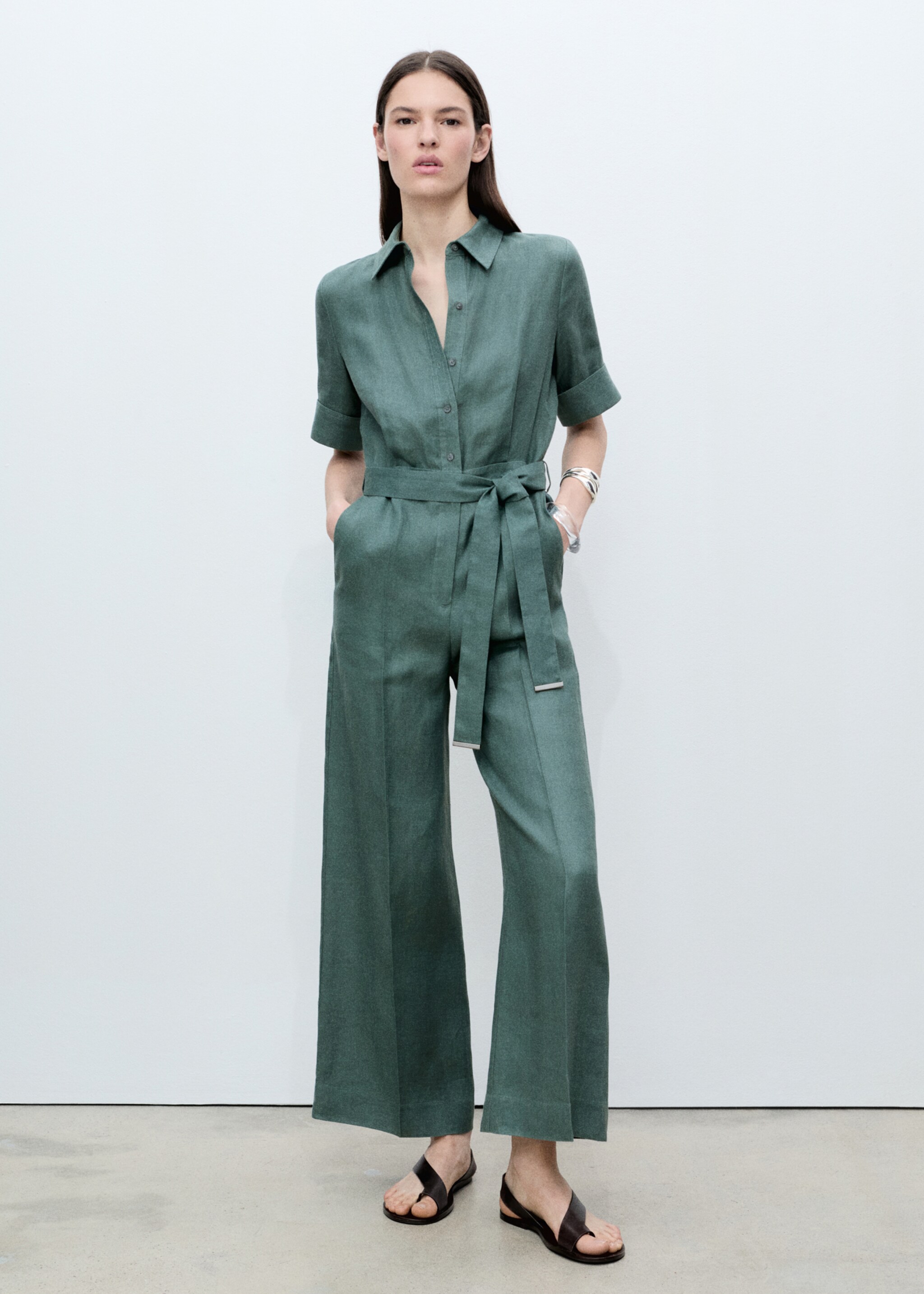 Tuta camicia in lino - Piano generale