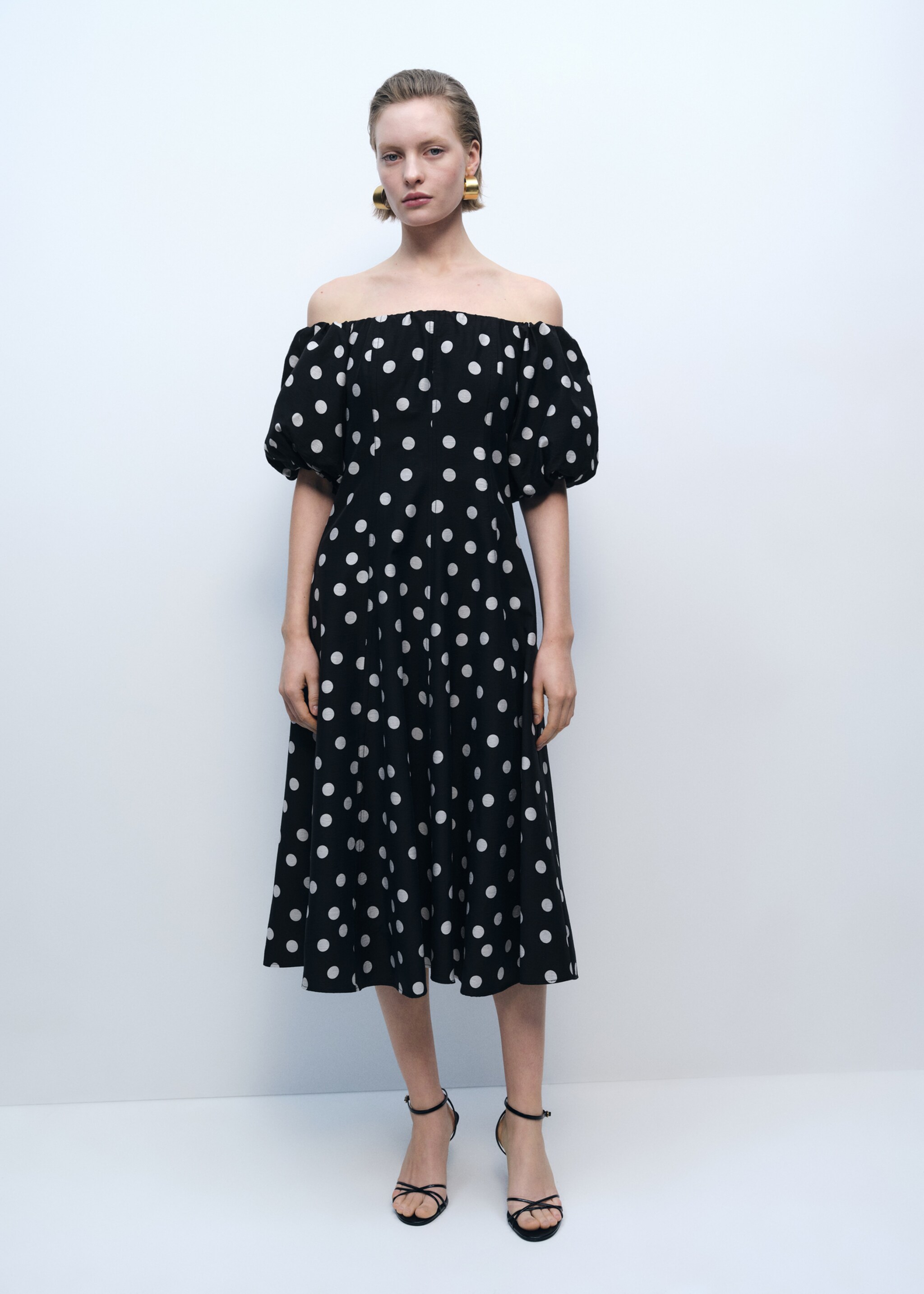 Strapless polka-dot dress - General plane
