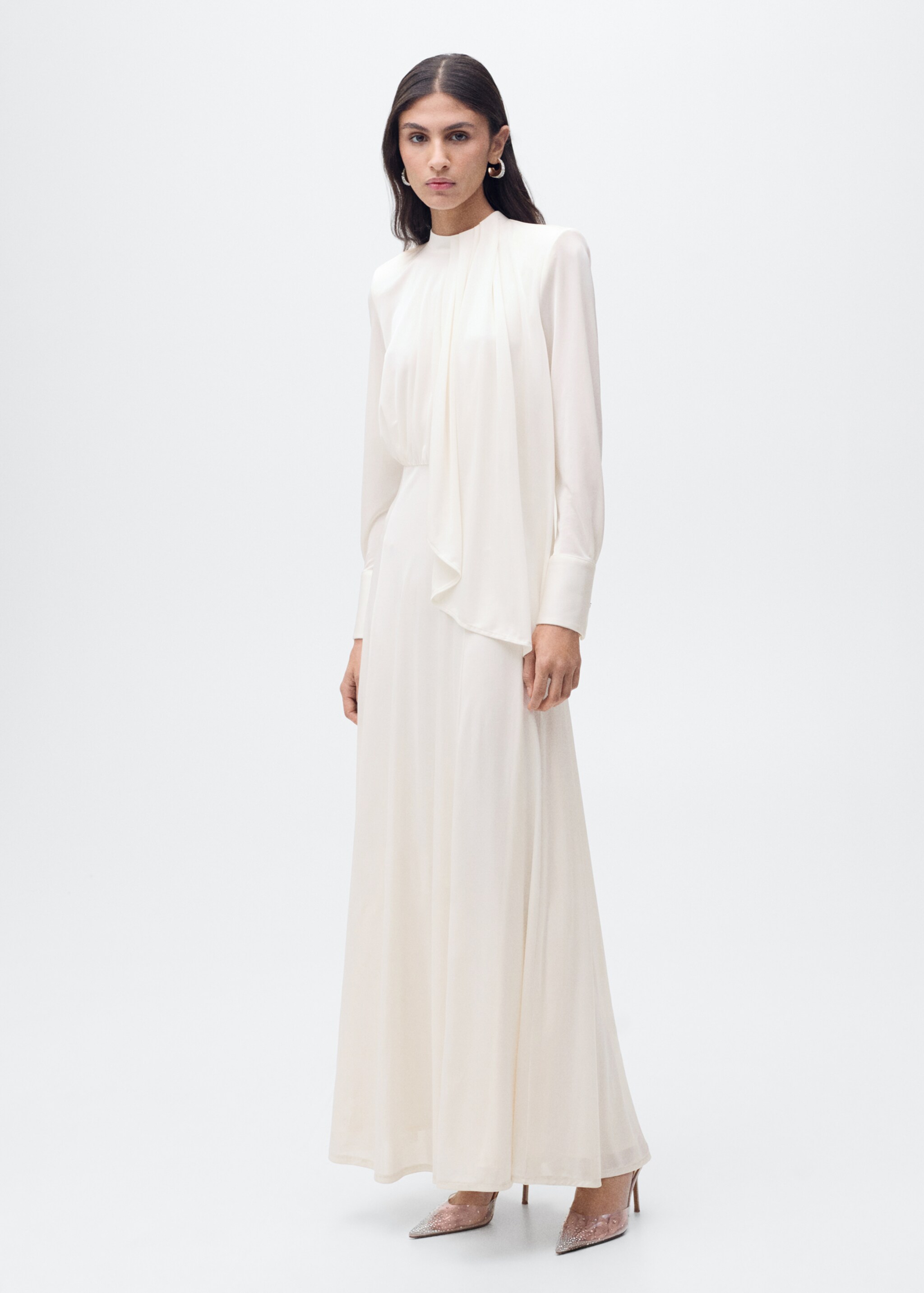 Satin ruffle-neck dress - General plane