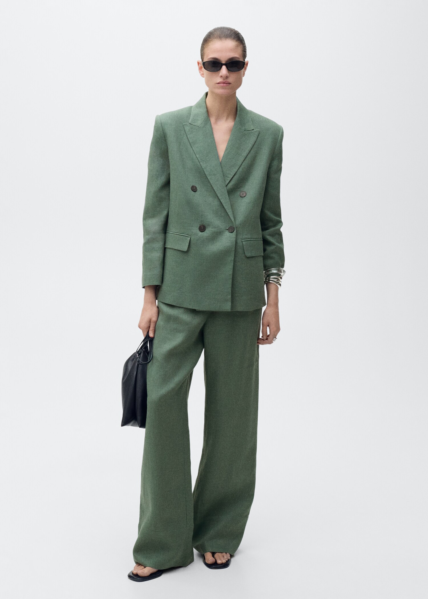 Sacou de costum din in - Plan general
