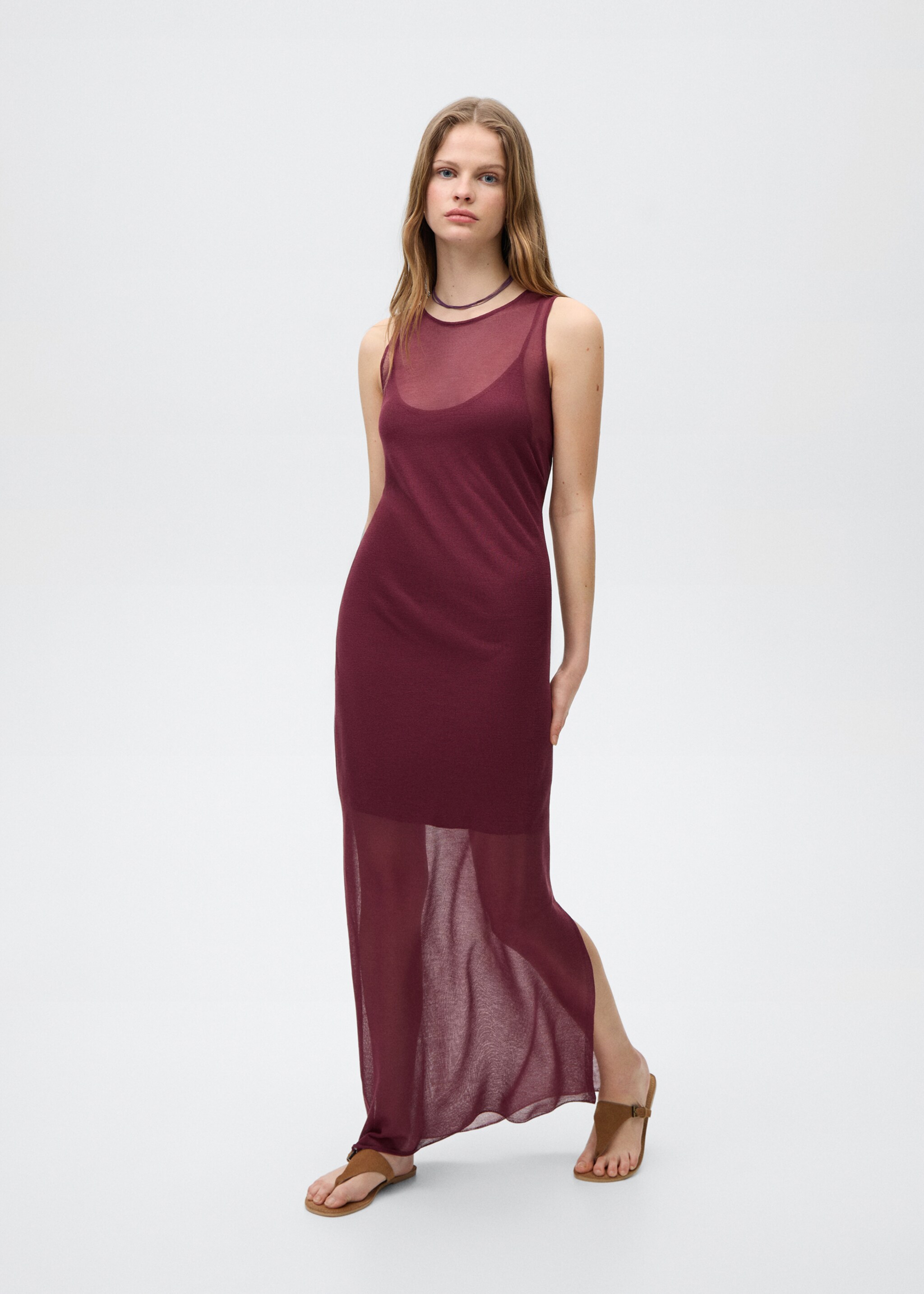 Vestido tejido semitransparente - Plano general
