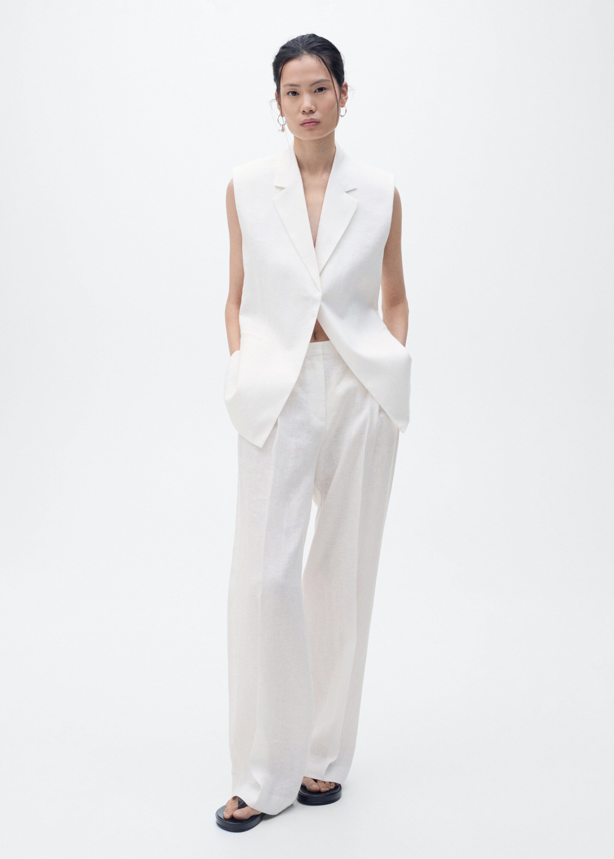 Pantalón traje lino - Plano general
