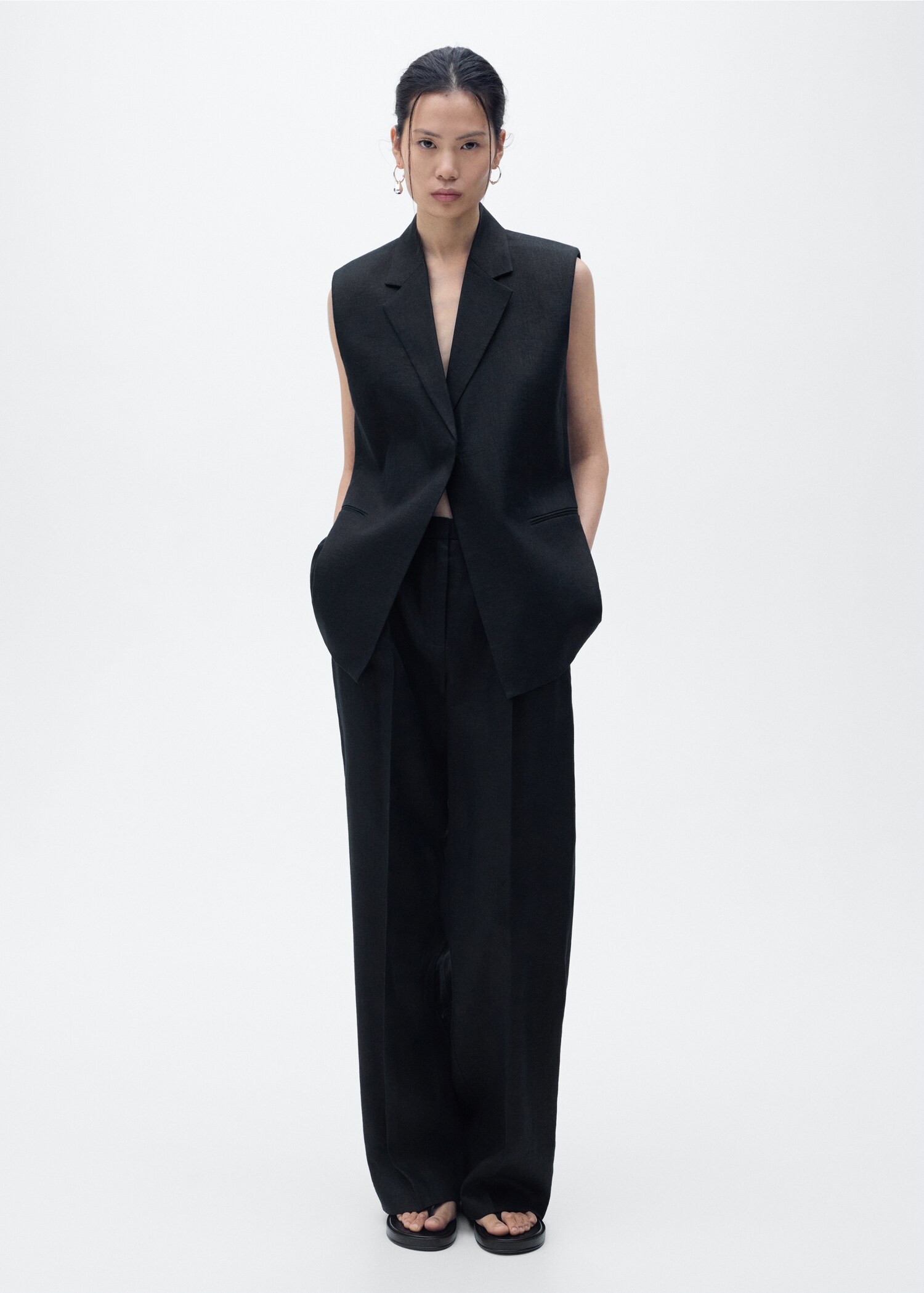 Linen suit trousers - General plane