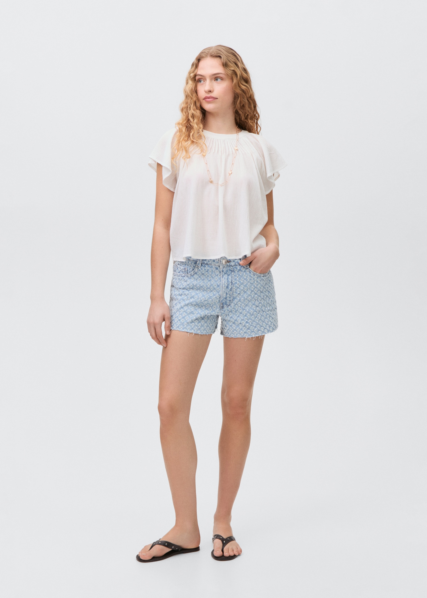 Frayed textured denim shorts - General plane