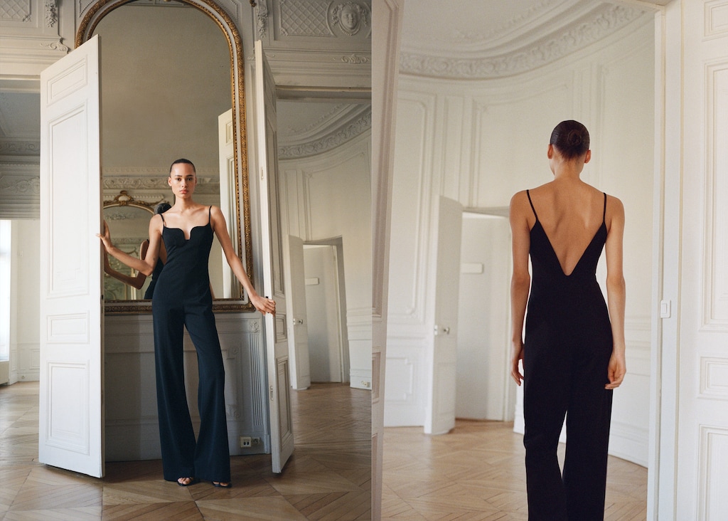 Structured fitted jumpsuit with sweetheart neckline