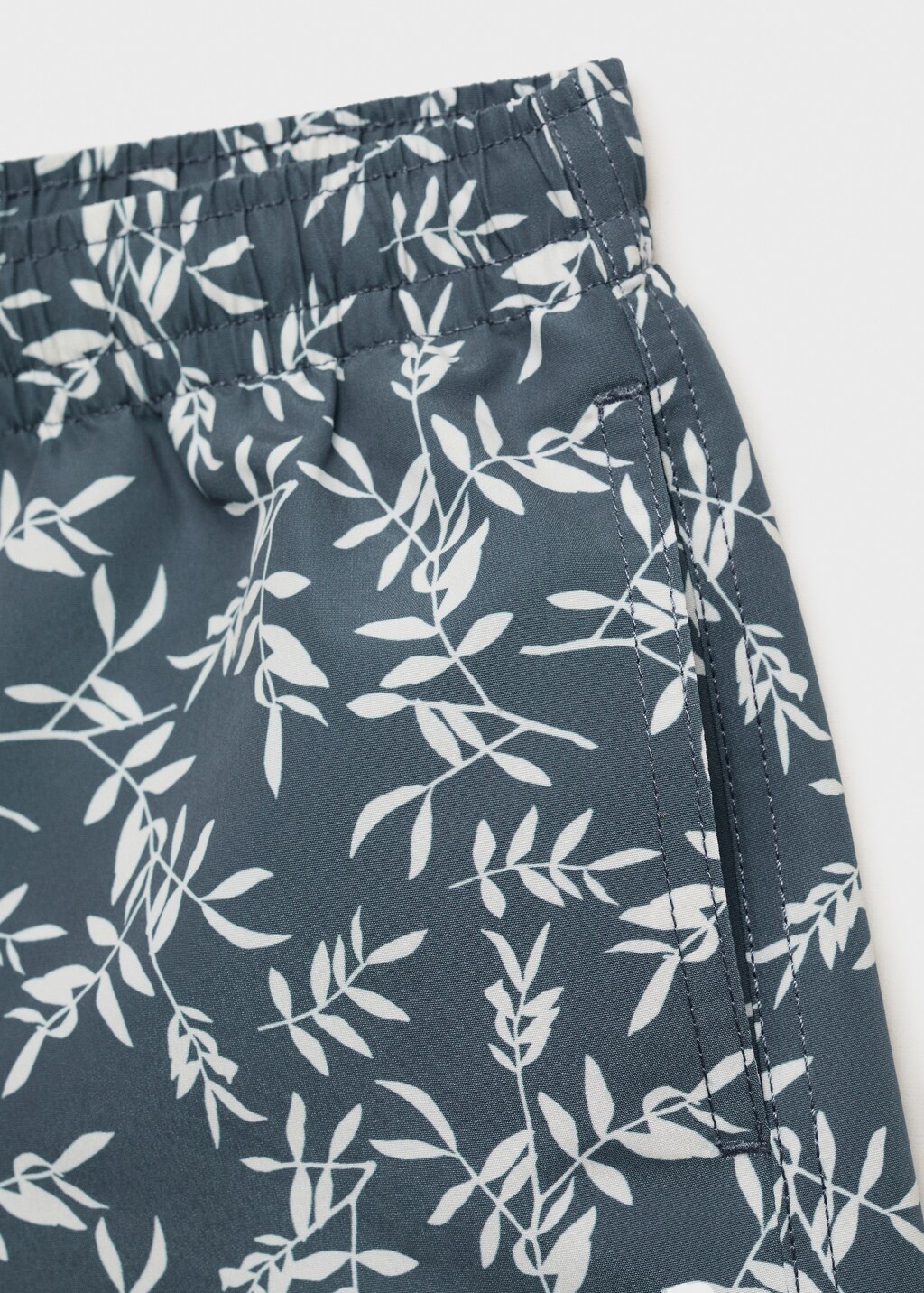 Printed swimming trunks