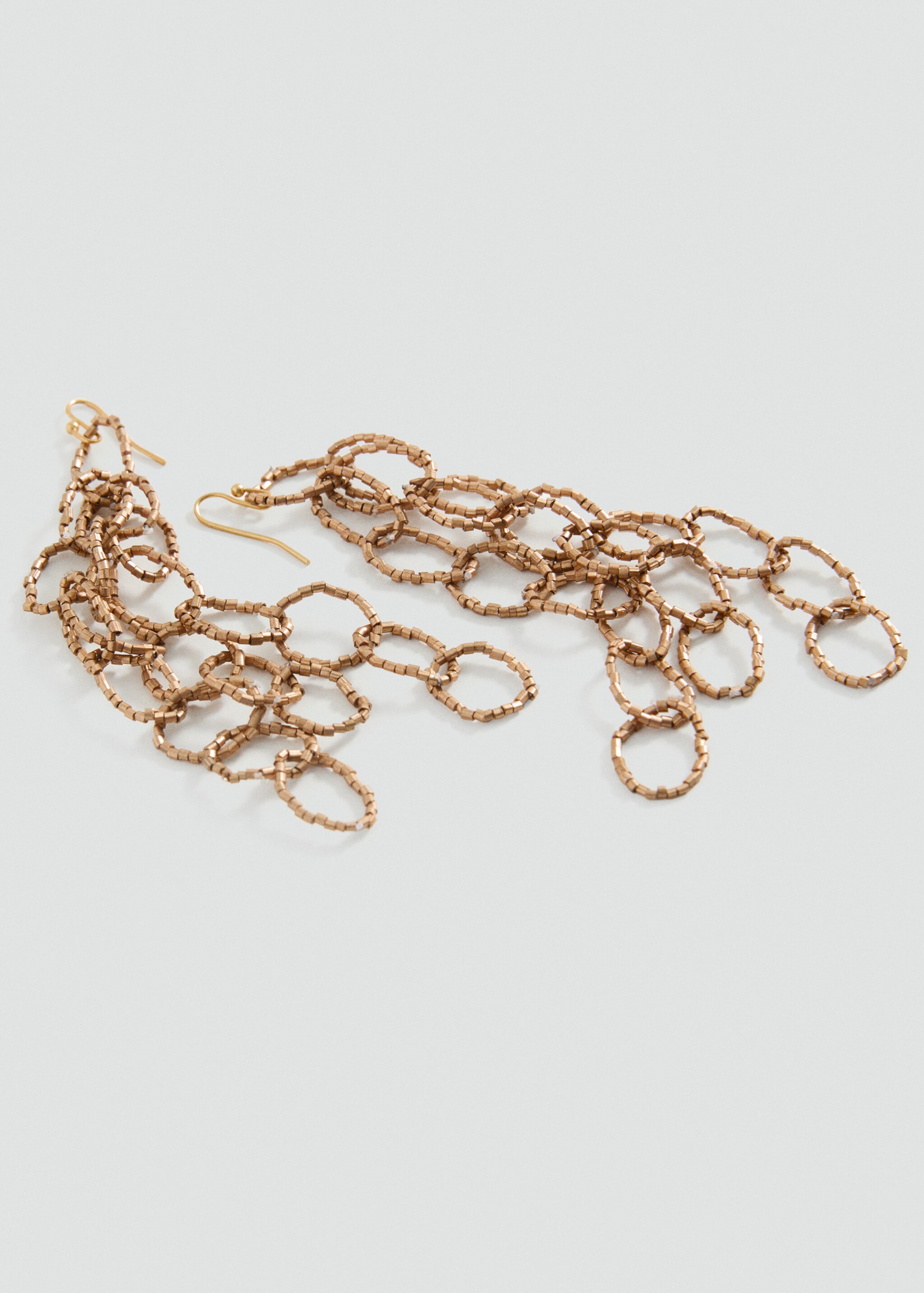 Pendientes aros entrelazados - Plano medio