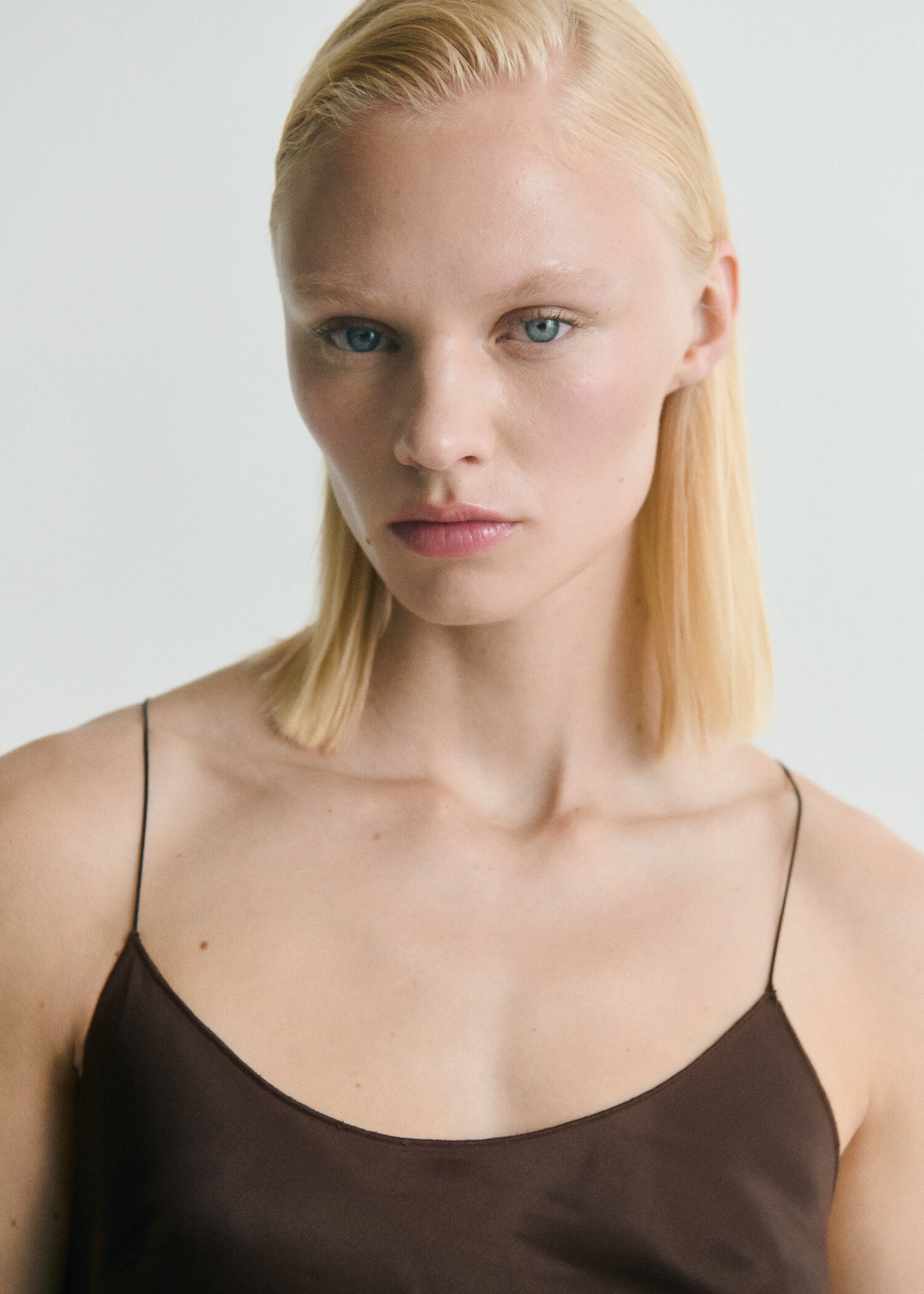 Asymmetrical satin dress with fringes - Details of the article 1