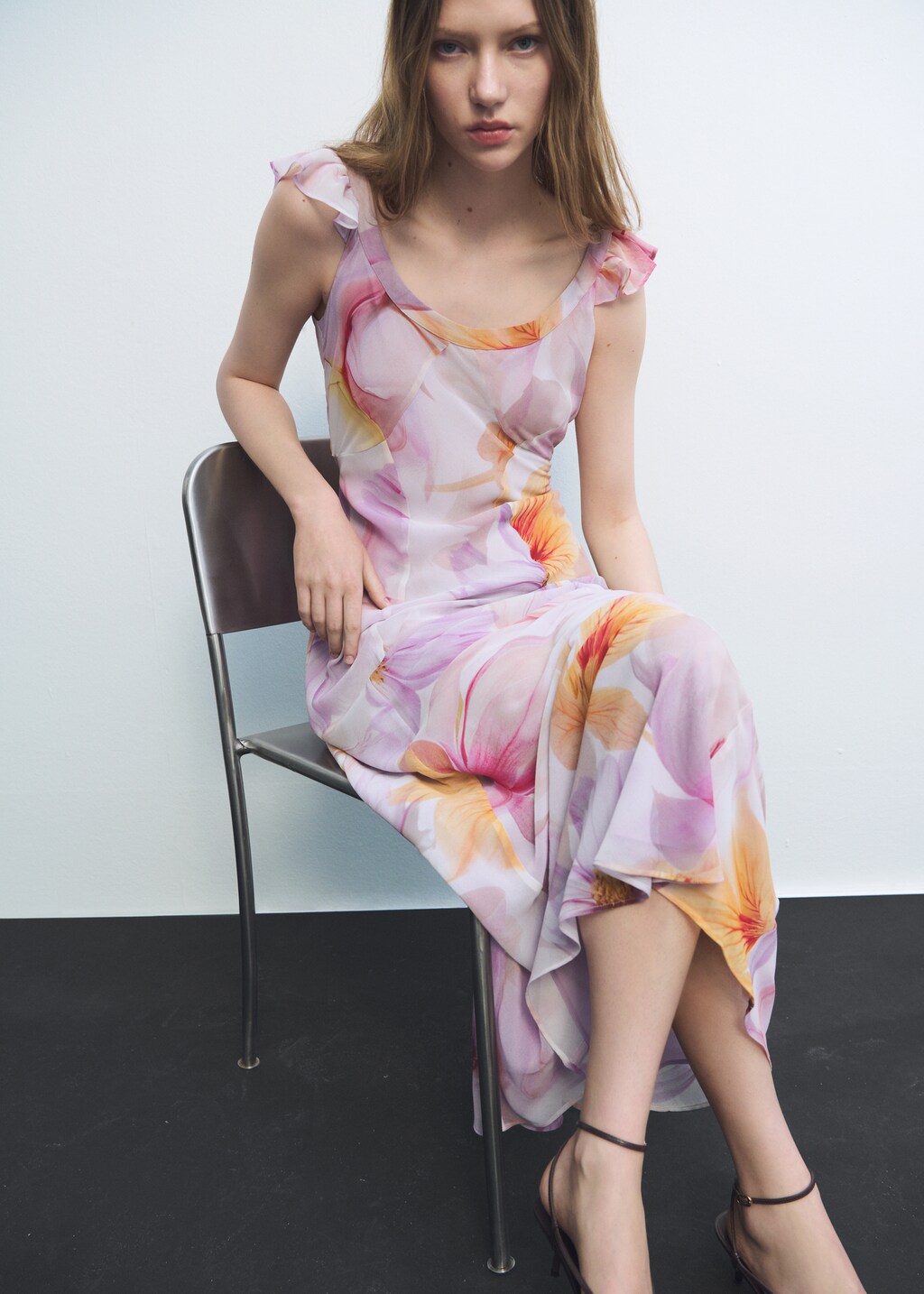 Floral dress with ruffle detail