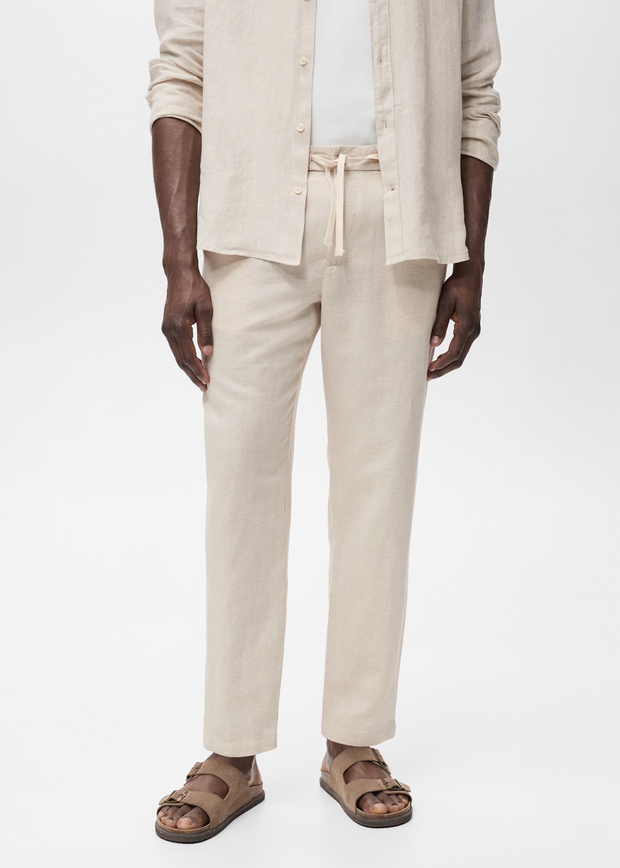 Pantalón slim fit lino cordón - Plano medio