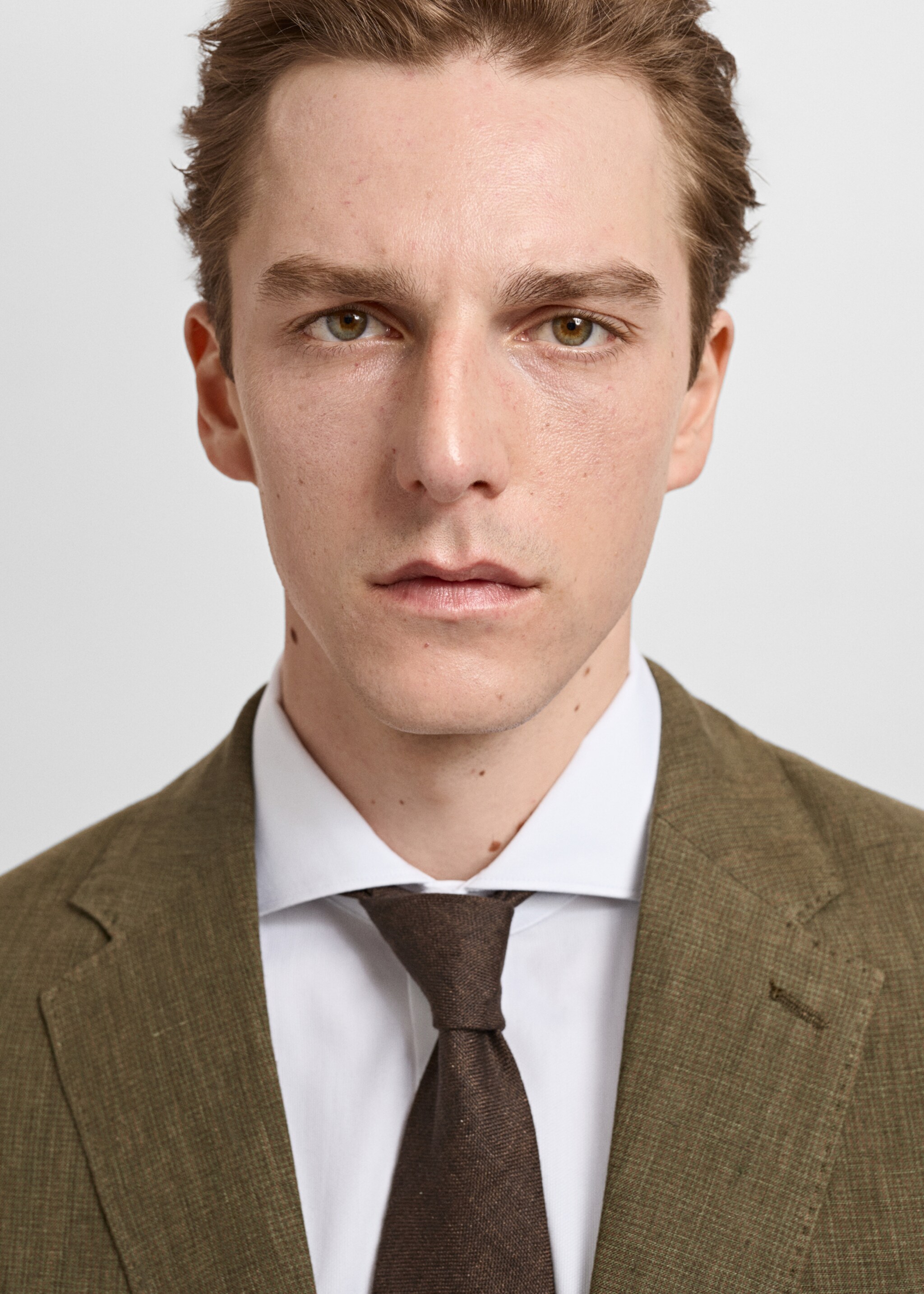 Amalfi 100% linen slim-fit suit jacket - Details of the article 1