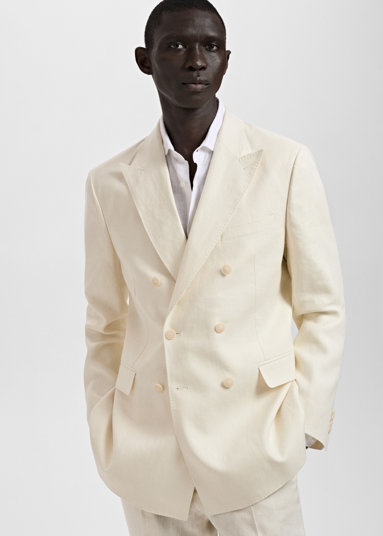 Amalfi 100% linen slim-fit double-breasted suit jacket - Details of the article 4