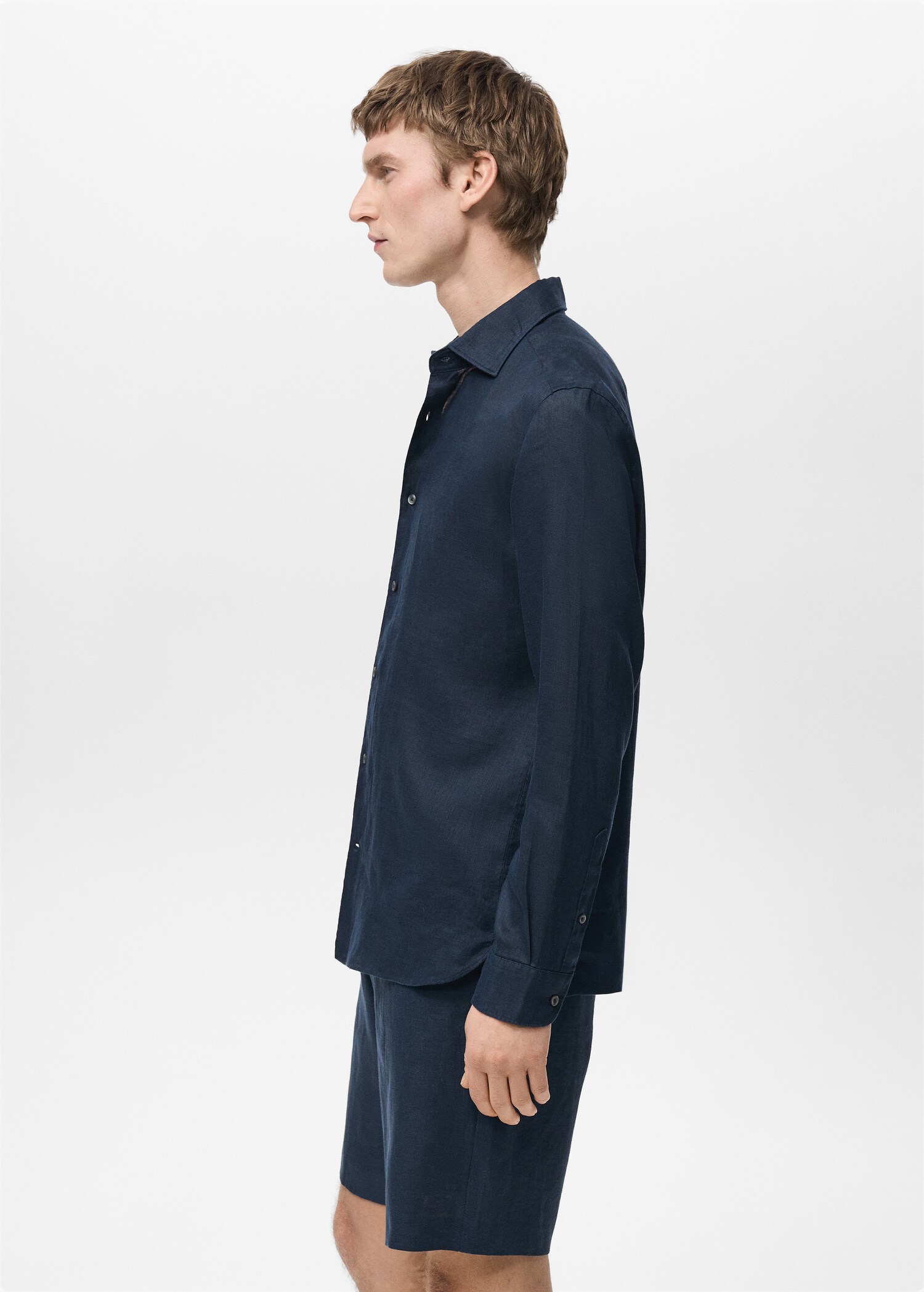 100% linen slim-fit shirt - Details of the article 1