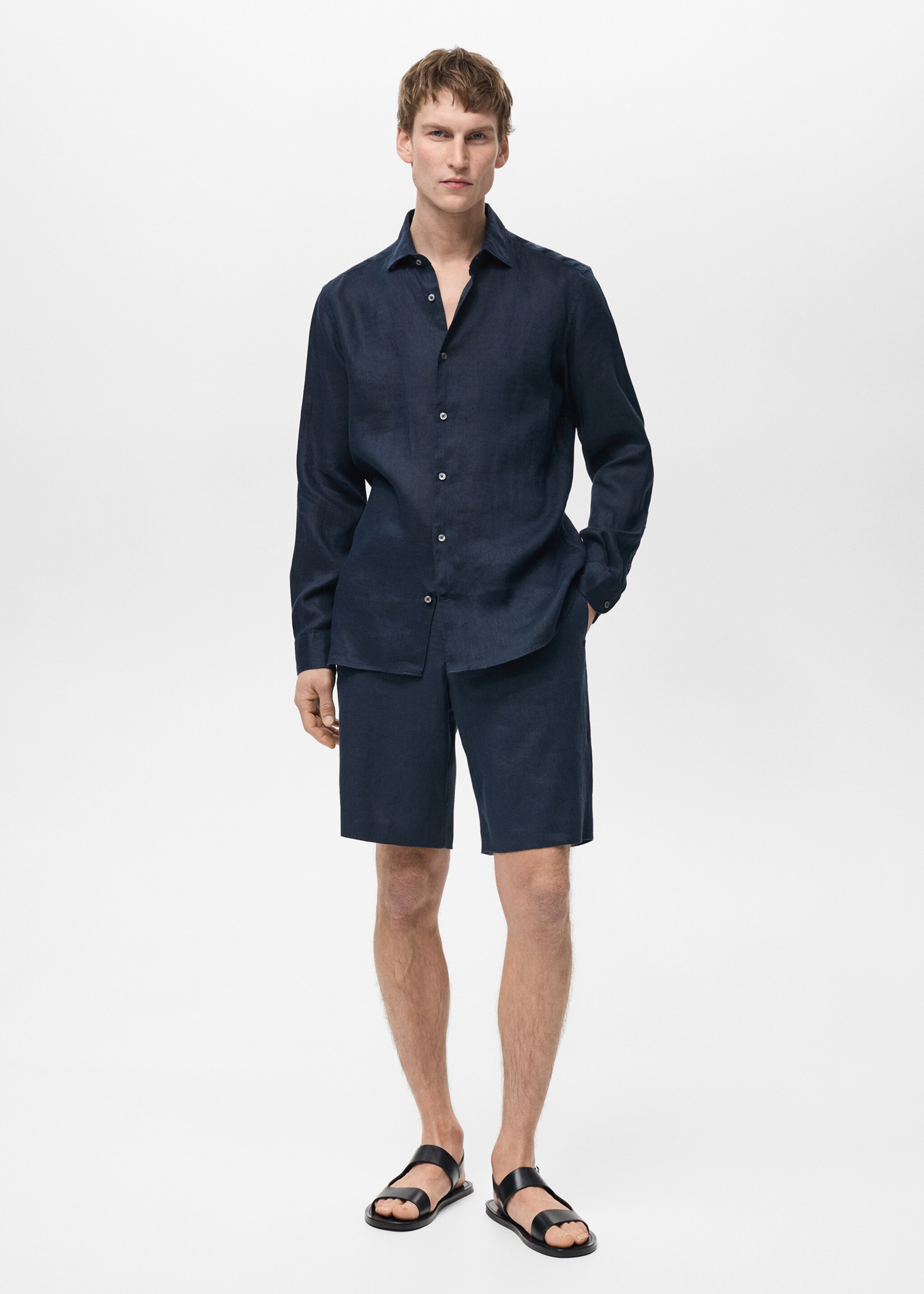 Camisa slim fit 100% lino - Plano general
