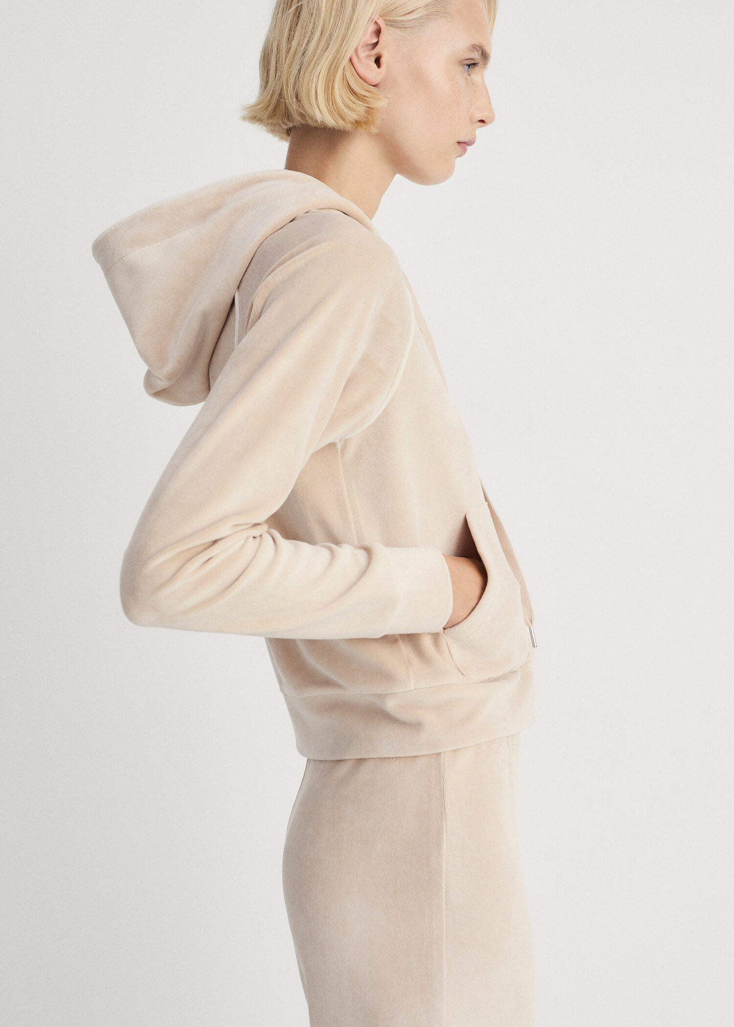 Velour sweatshirt with soft touch - Details of the article 4