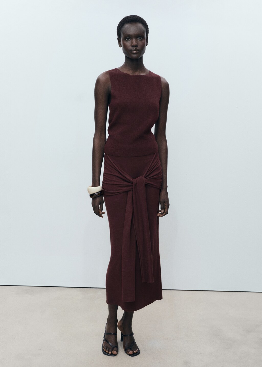 Fine ribbed knit top