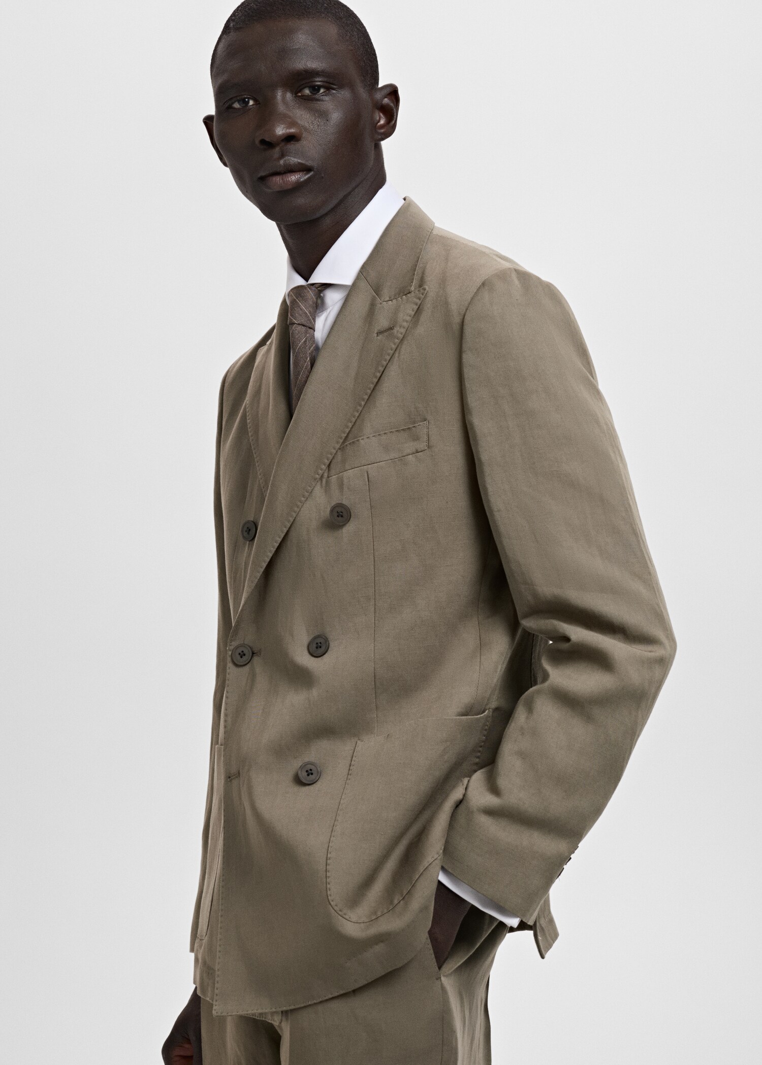 Slim-fit linen-blend double-breasted blazer - Details of the article 2