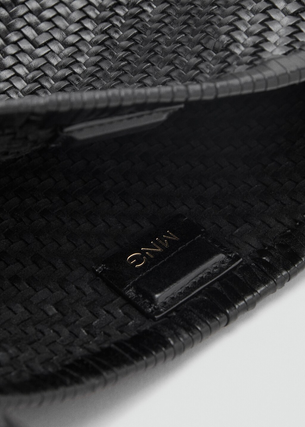 Medium braided leather shoulder bag