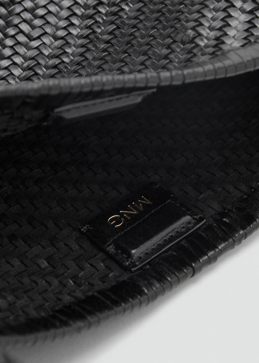 Medium braided leather shoulder bag