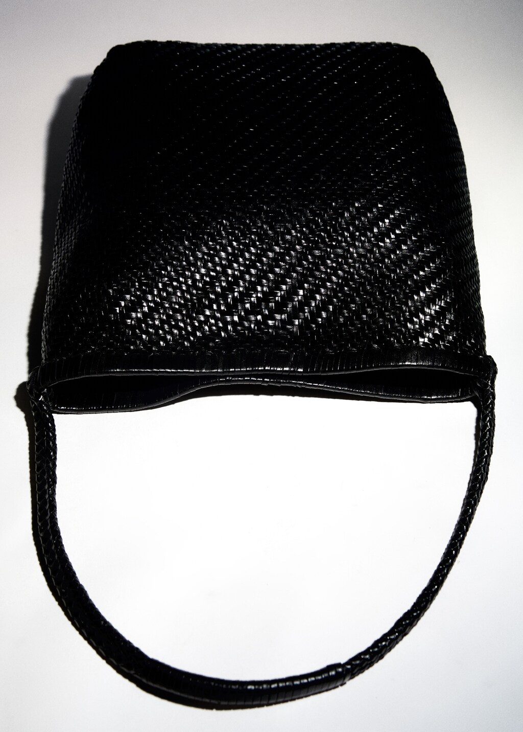 Medium braided leather shoulder bag