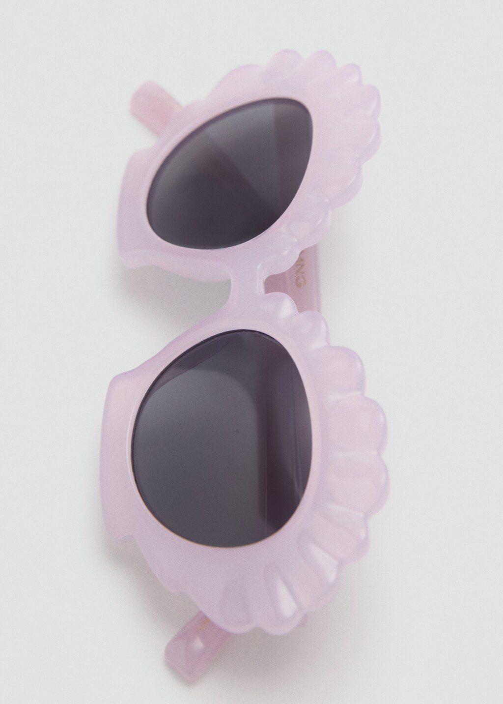Sunglasses with shell-frame