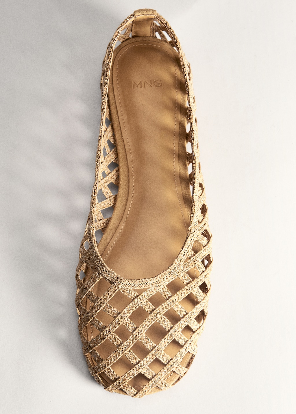 Natural fiber ballet flats
