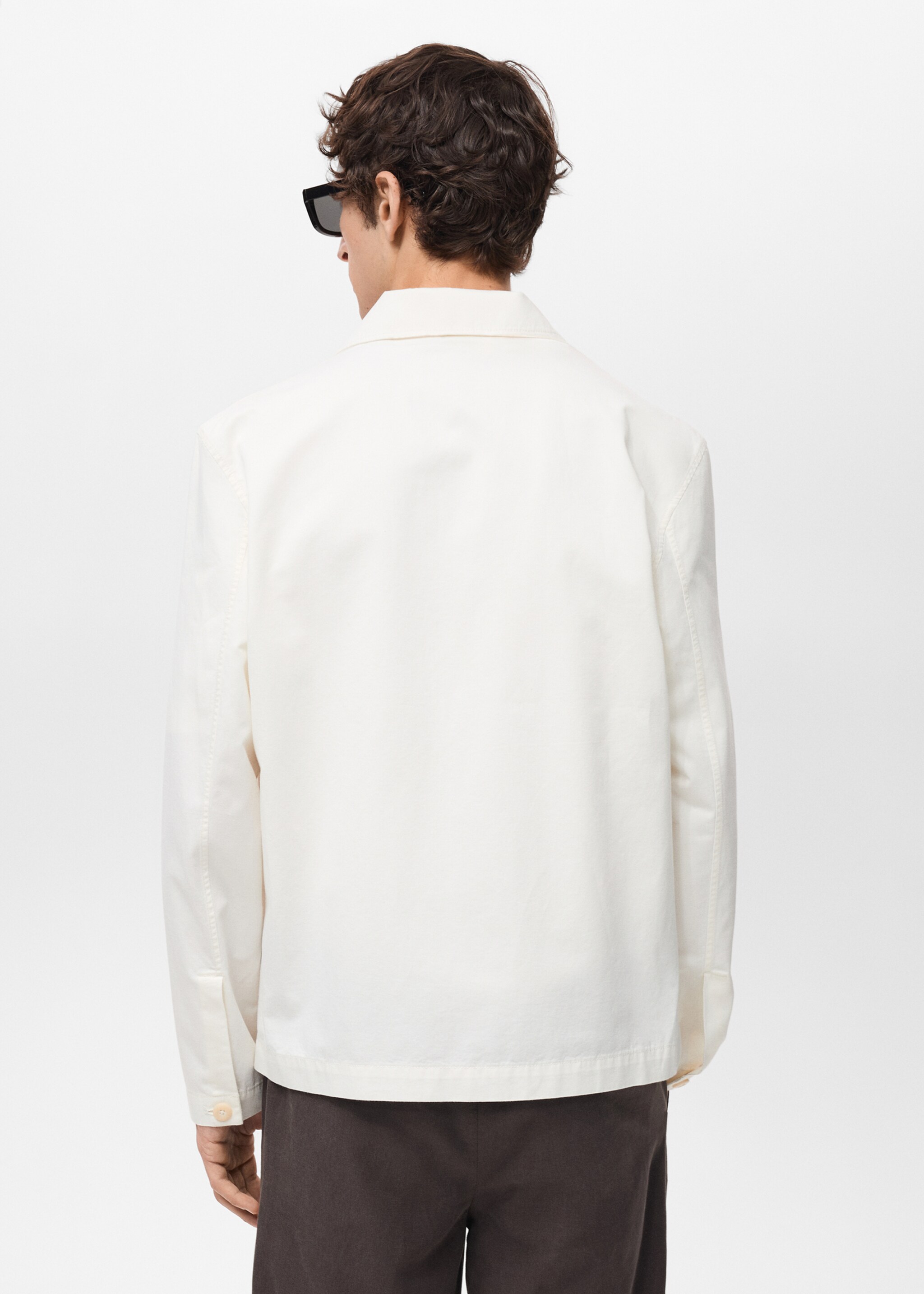 Linen-cotton overshirt with pocket - Reverse of the article