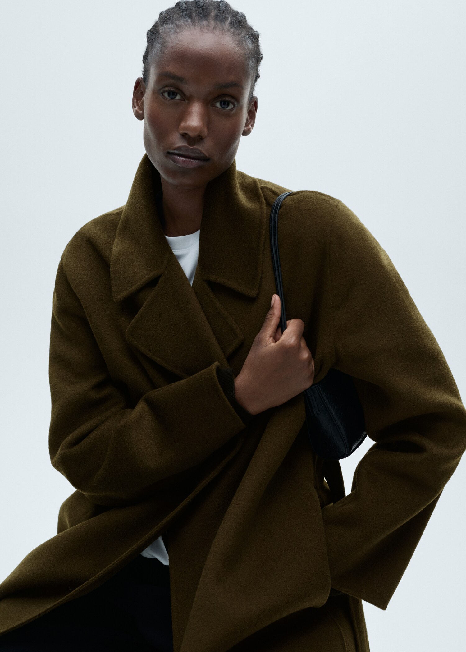 Handmade long coat with belt - Details of the article 5