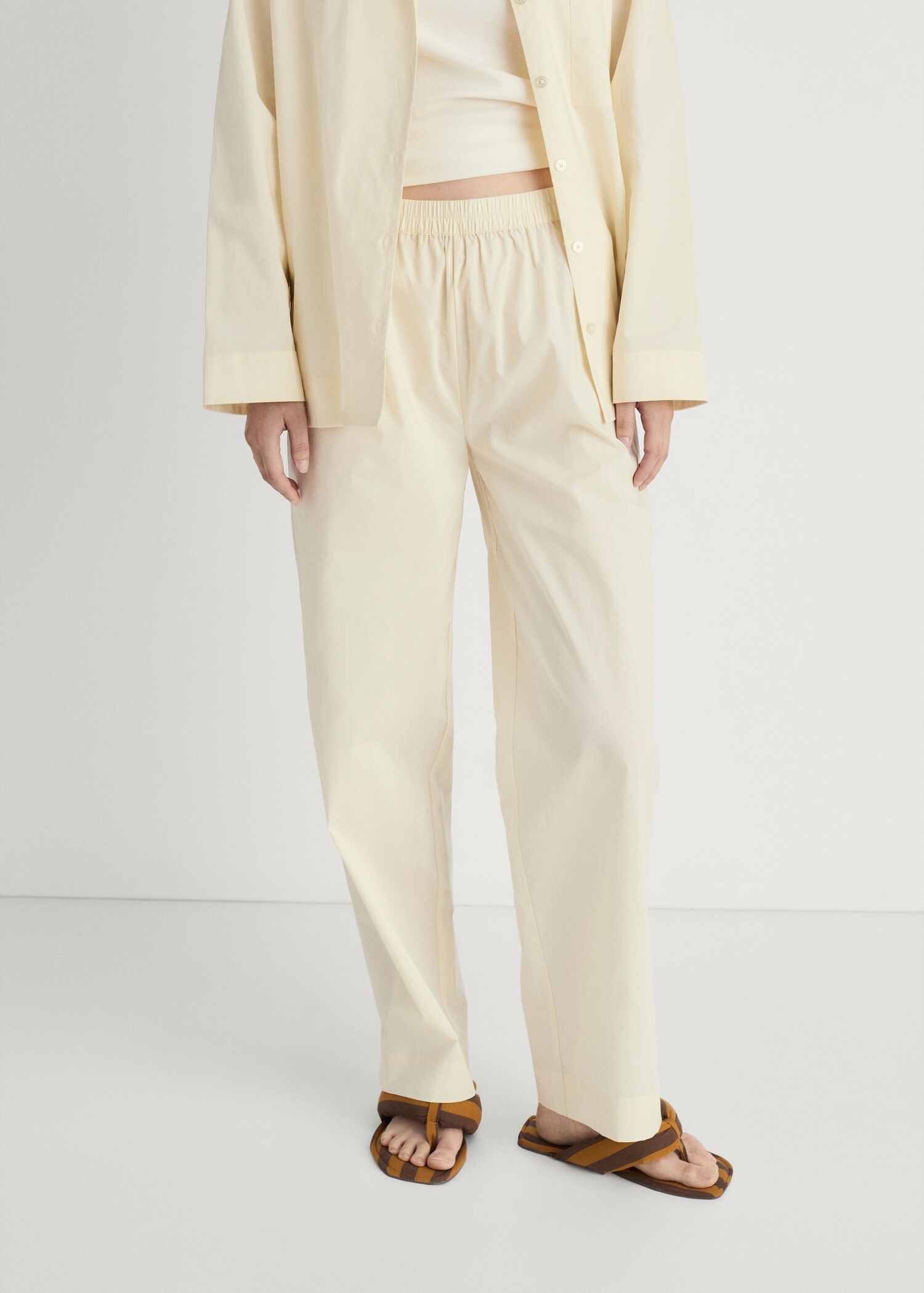 Garment-washed cotton trousers - Medium plane