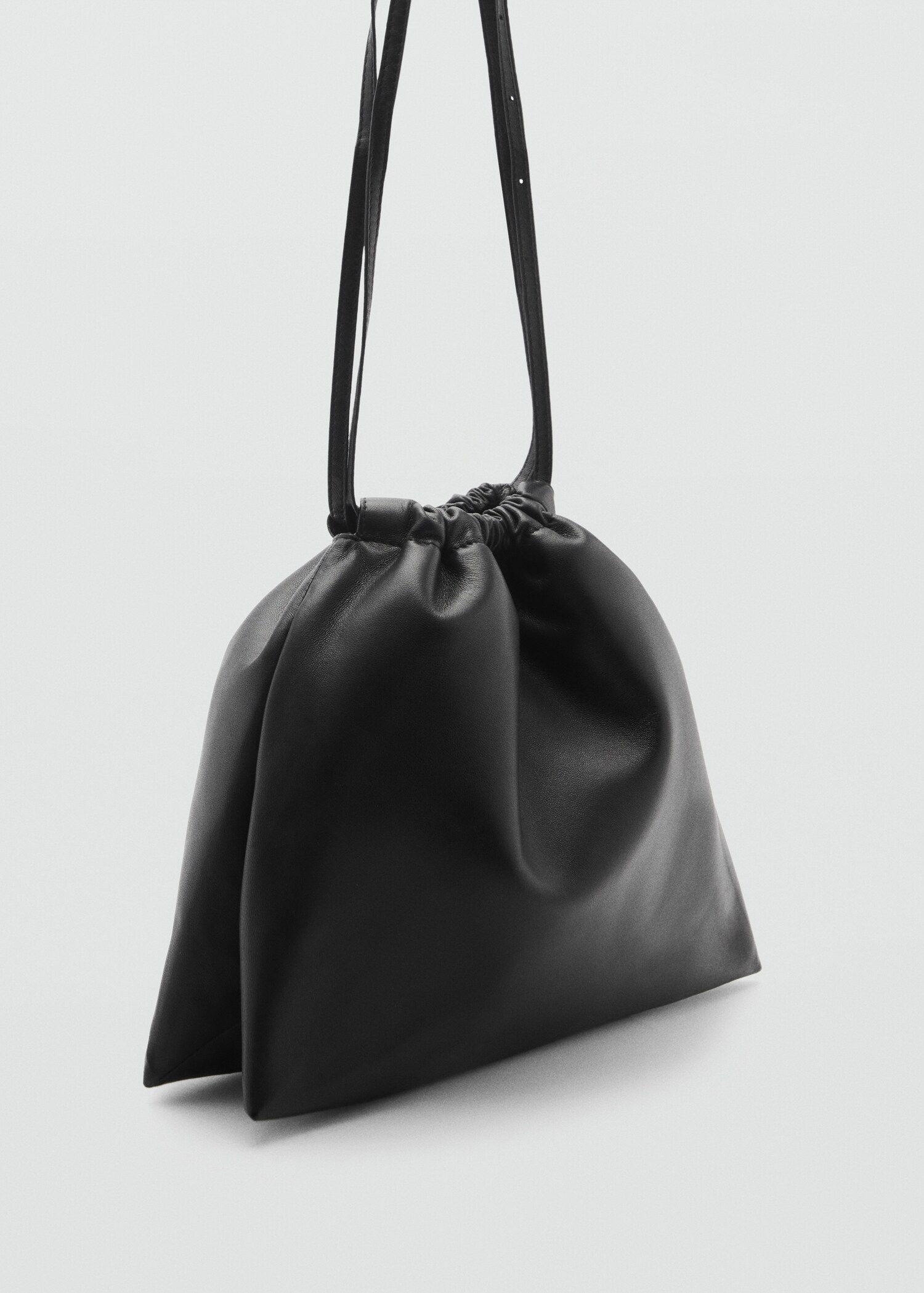 Ledertasche im Beutel-Design - Mittlere Ansicht