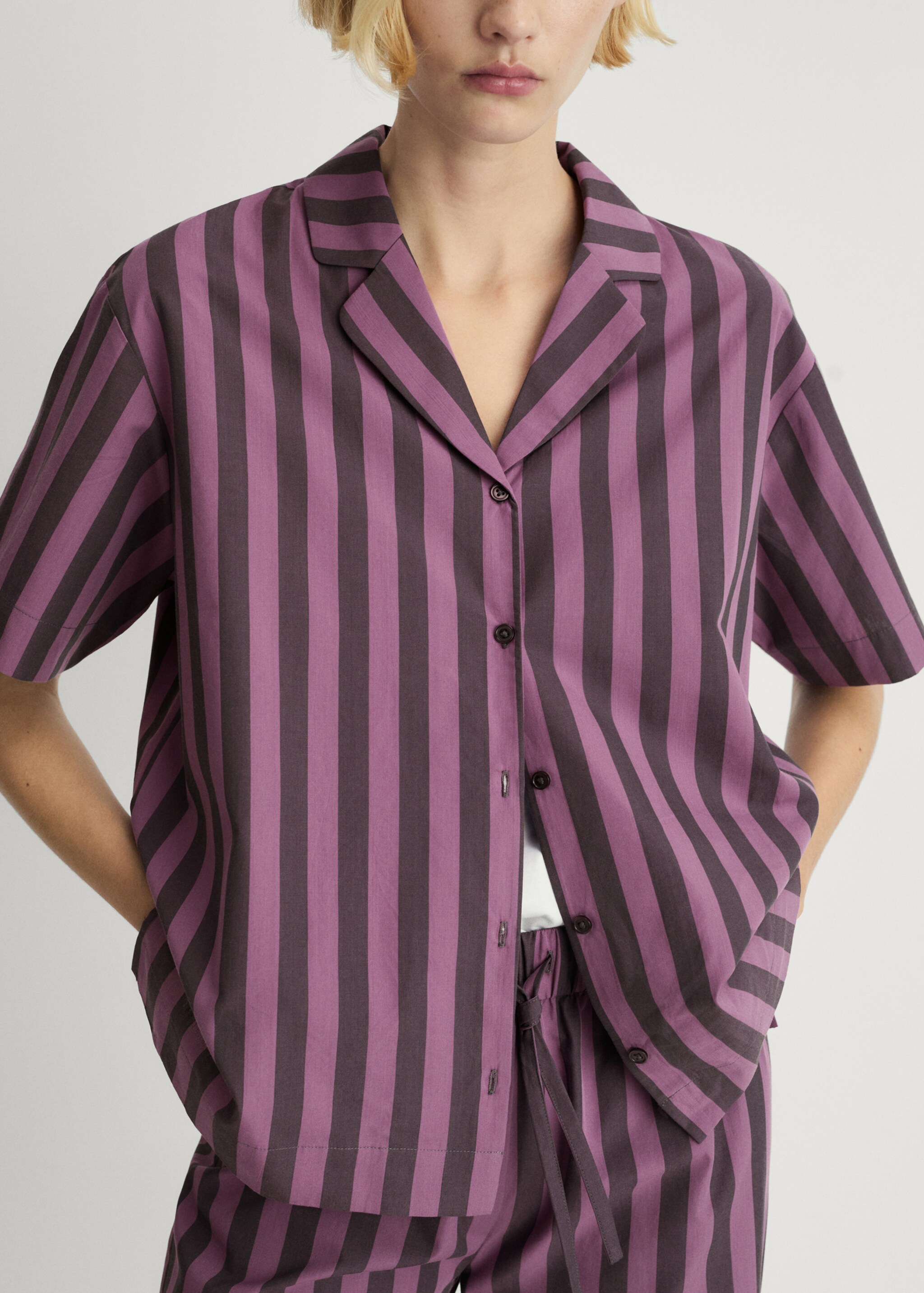 Camisa curta ratlla teixida bicolor - Pla mig