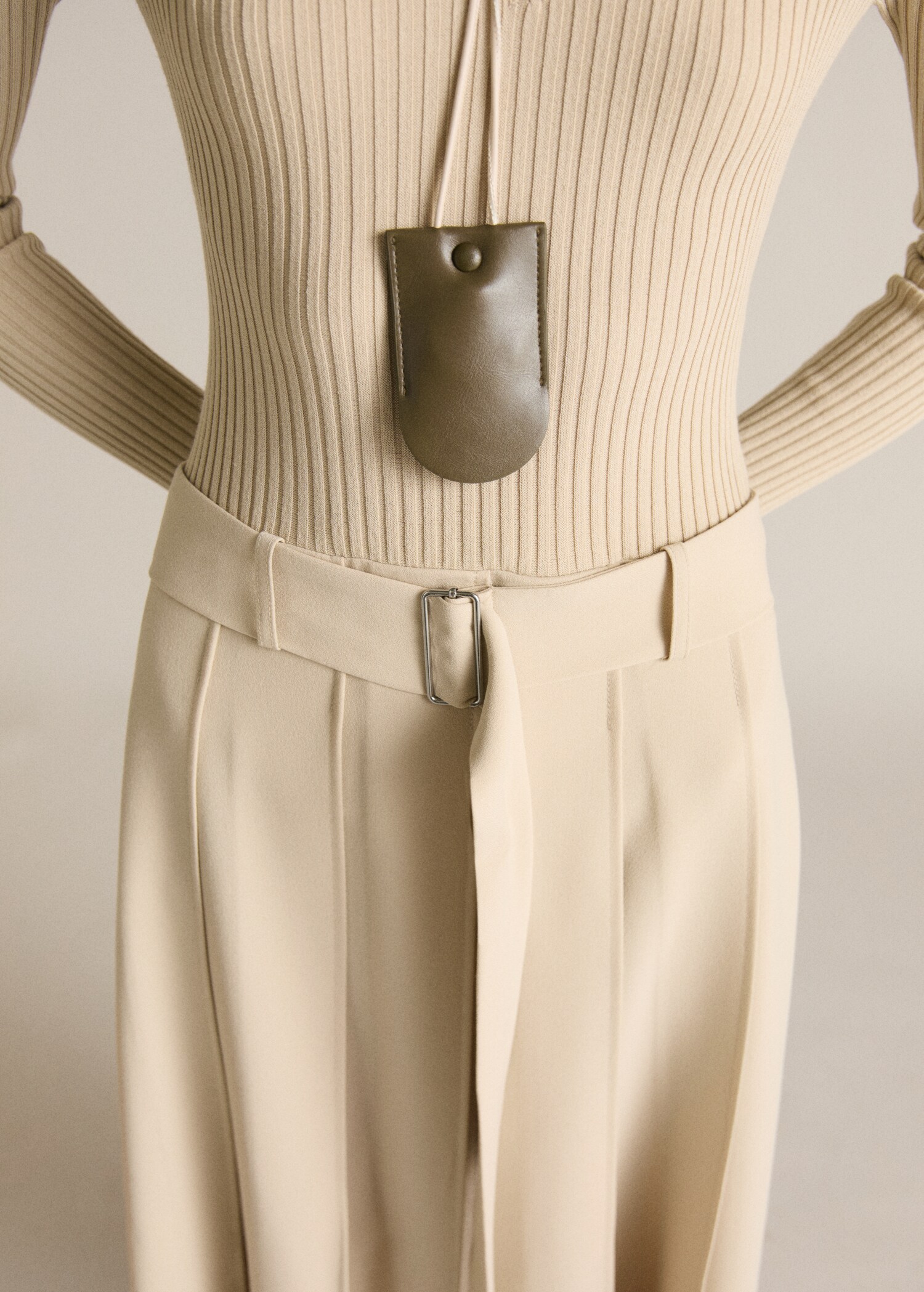 Robe à ceinture tissu combiné - Détail de l'article 2