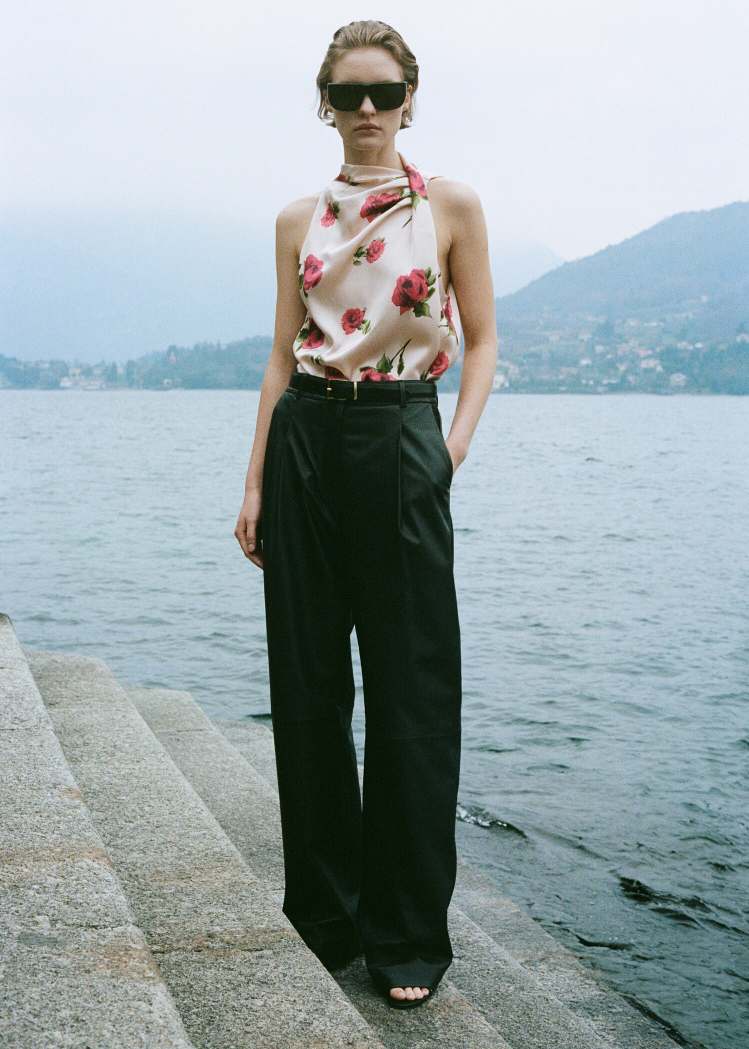 Straight leather pants with pleat detail - Details of the article 6