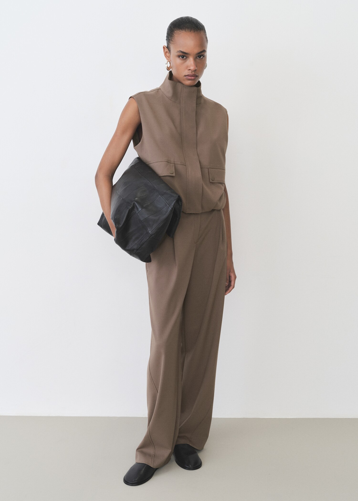 Oversized gilet with pockets - General plane