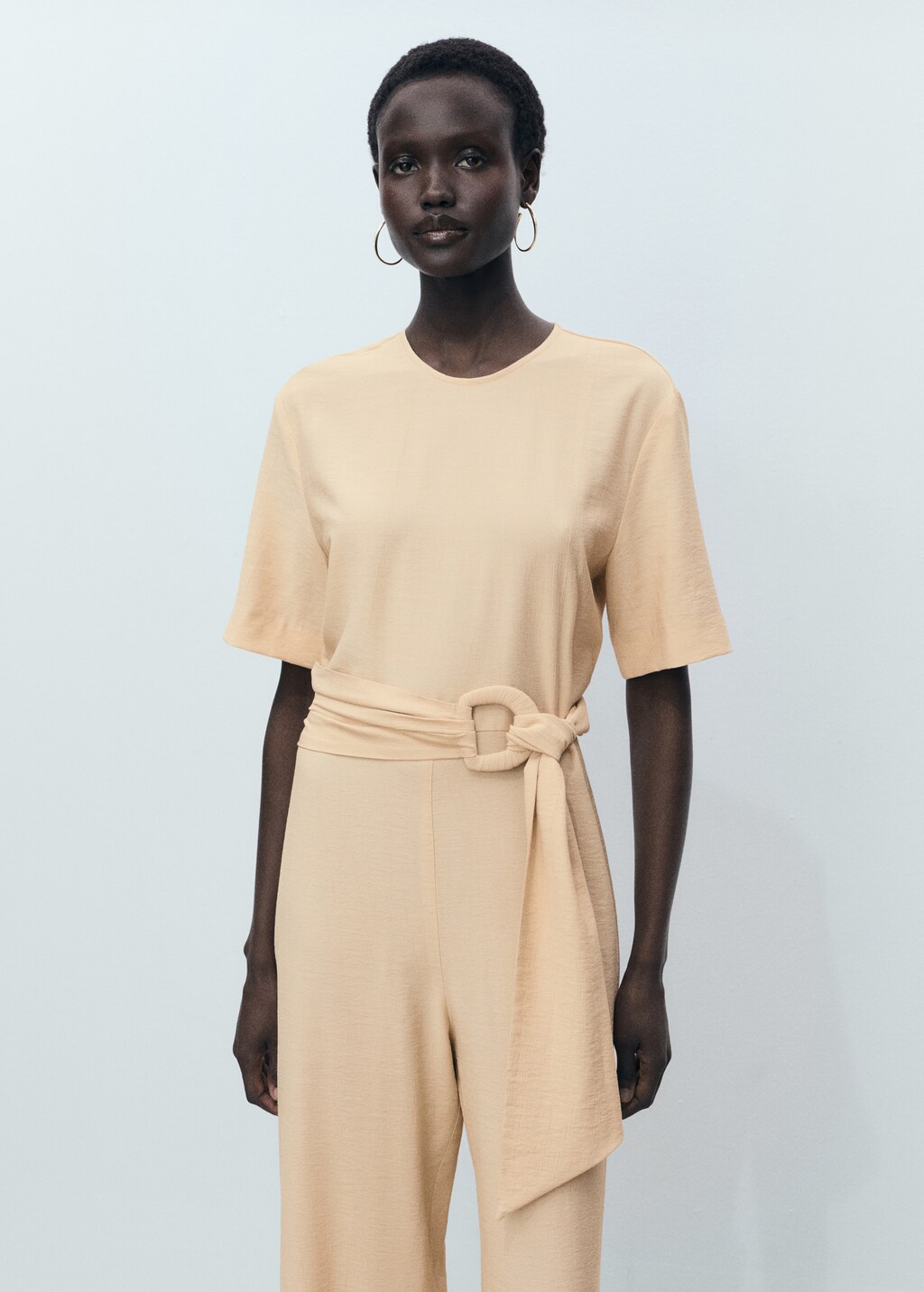 Straight-fit short-sleeved jumpsuit with belt