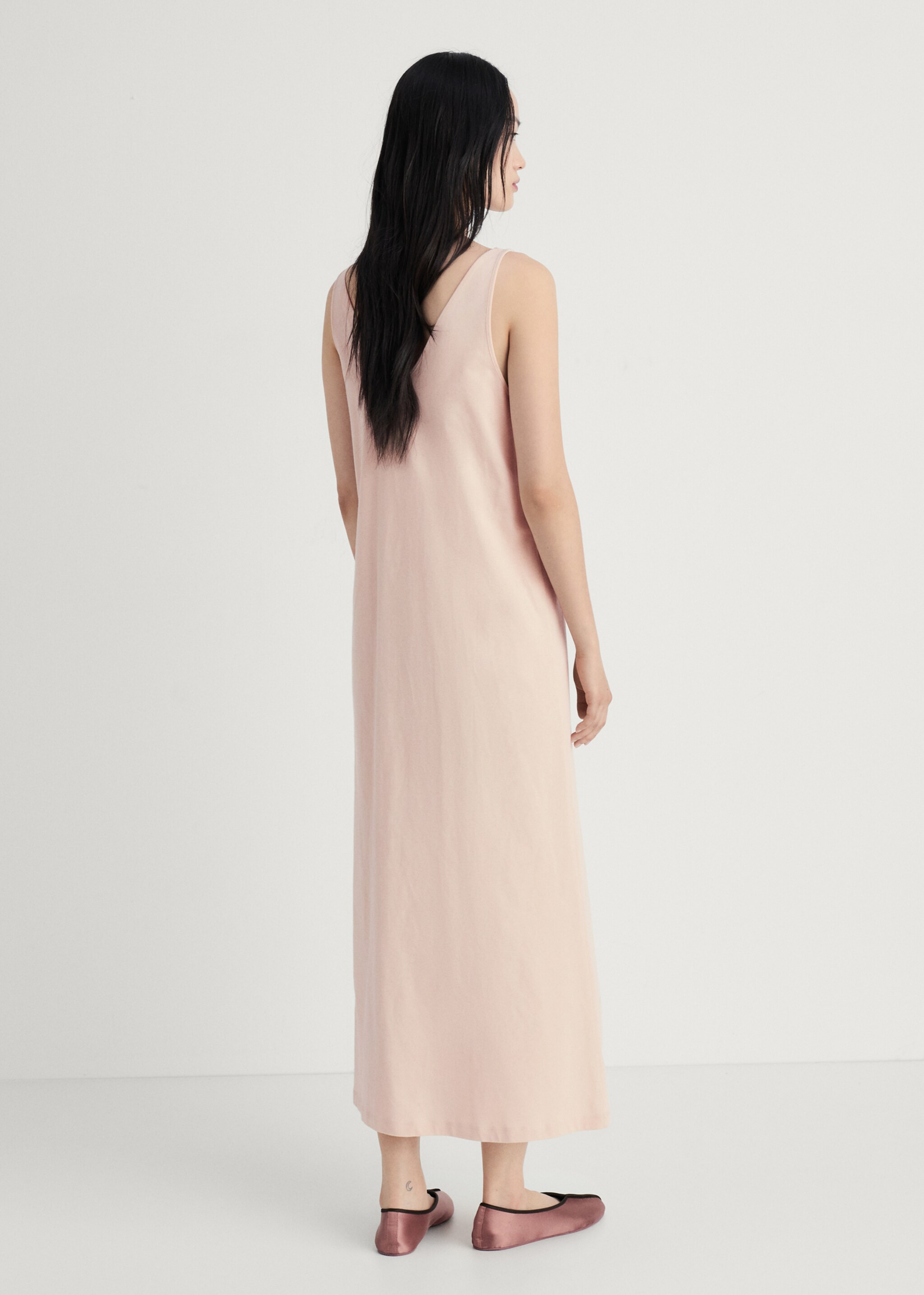 Cotton dress with soft finish - Reverse of the article