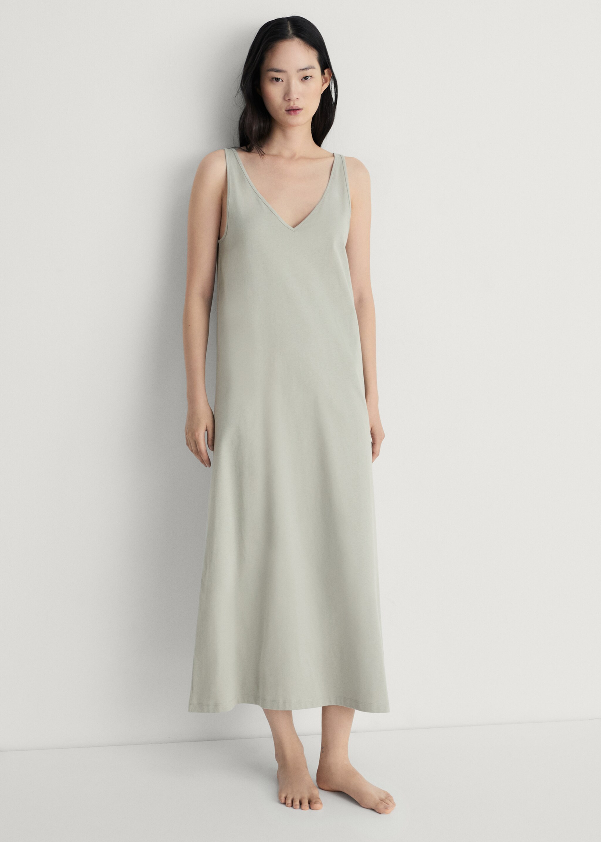 Cotton dress with soft finish - General plane
