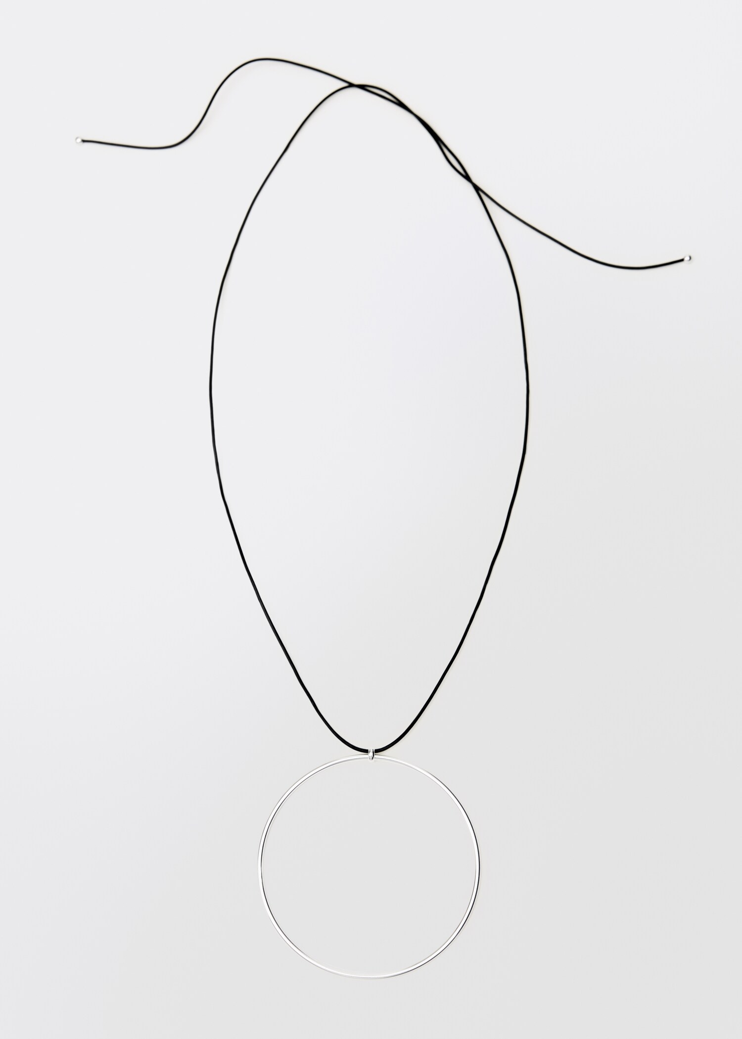 Collier cuir anneau maxi - Article sans modèle