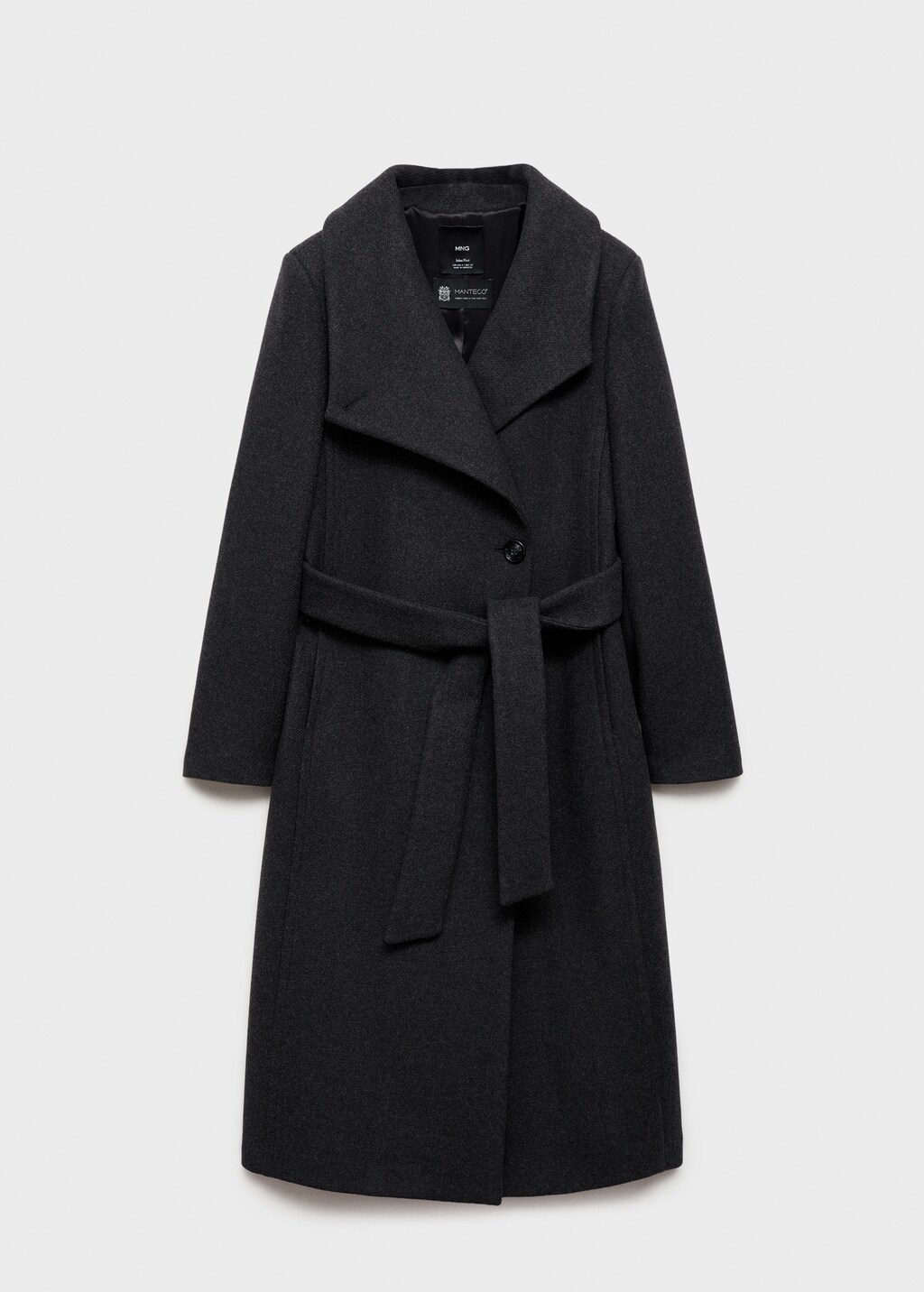 Woollen coat with belt