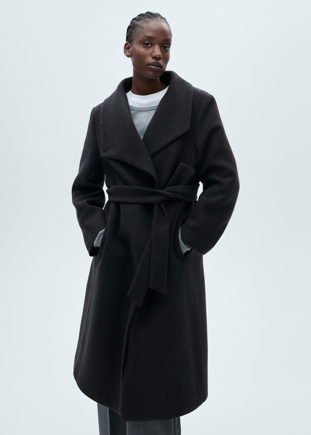 Woollen coat with belt