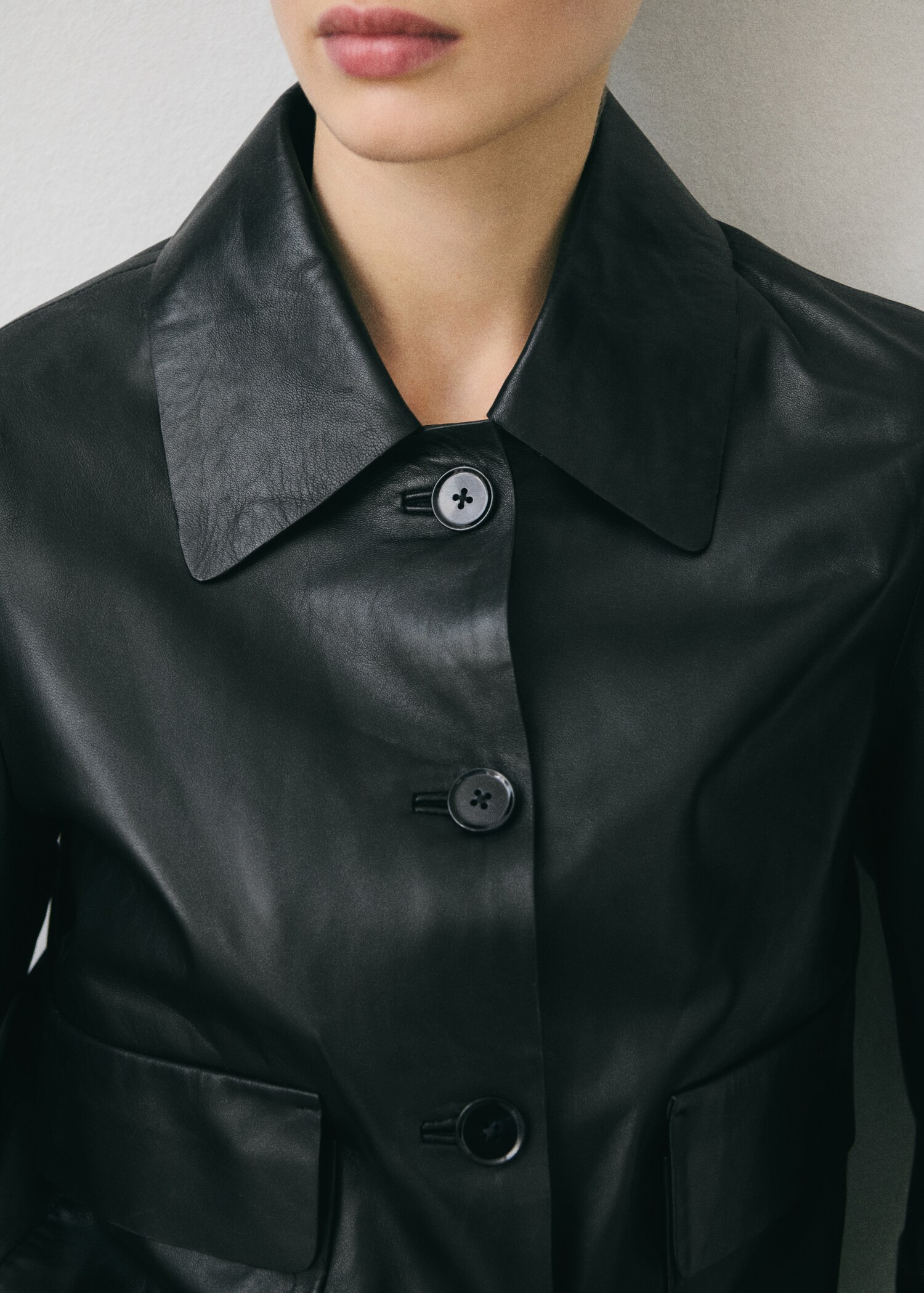 Chaqueta piel botones - Detalle del artículo 3