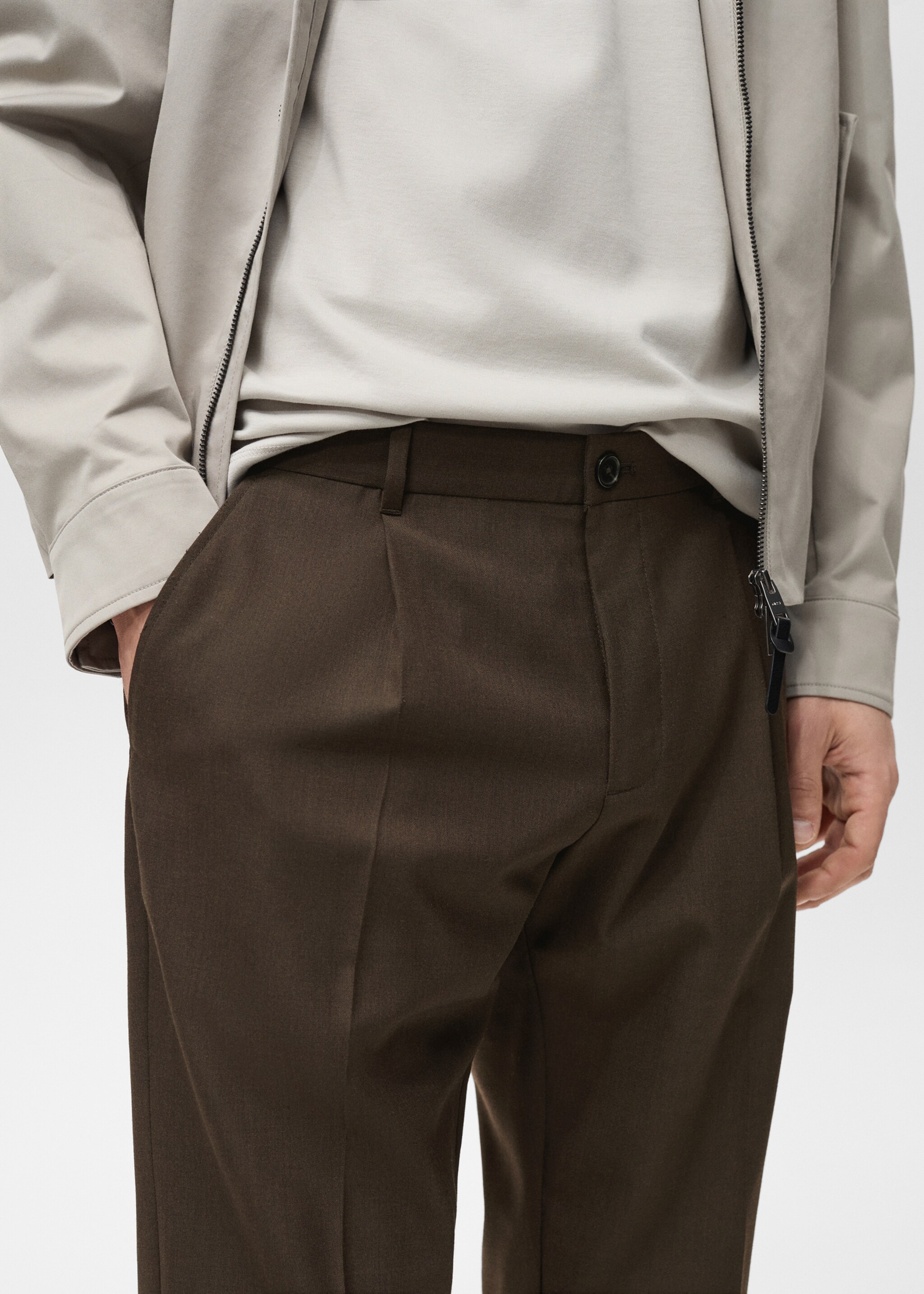 Slim-fit pleated cool wool trousers - Details of the article 1