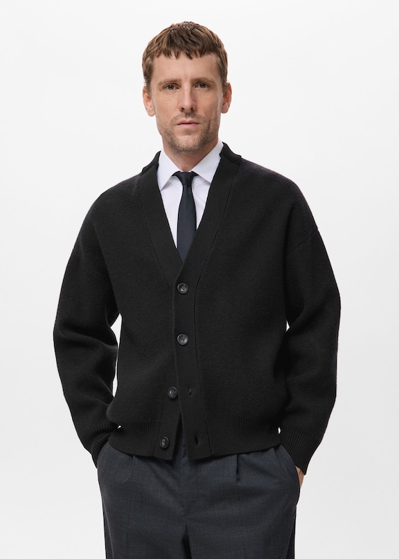 Business lunch outfits for men.