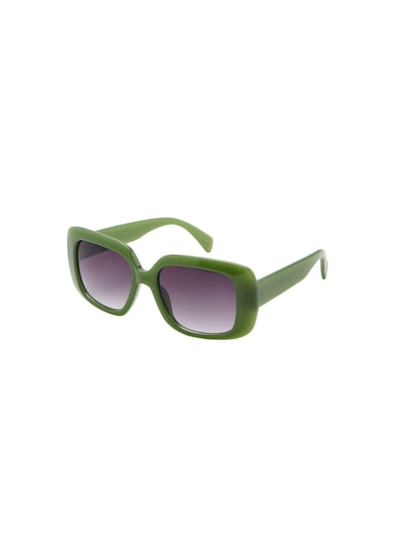 Complète l'association avec le vert lime.