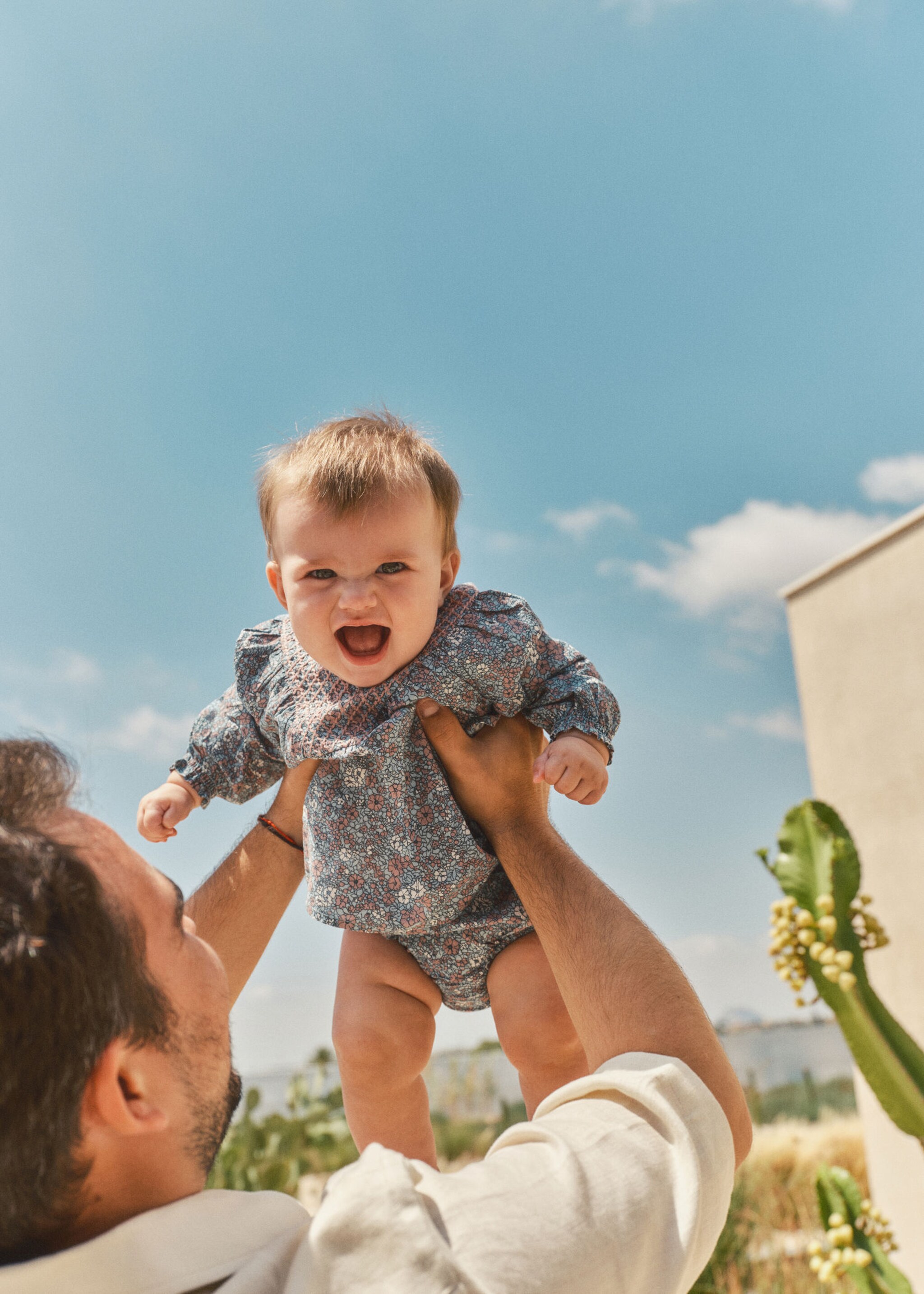 How to dress a newborn baby in summer.